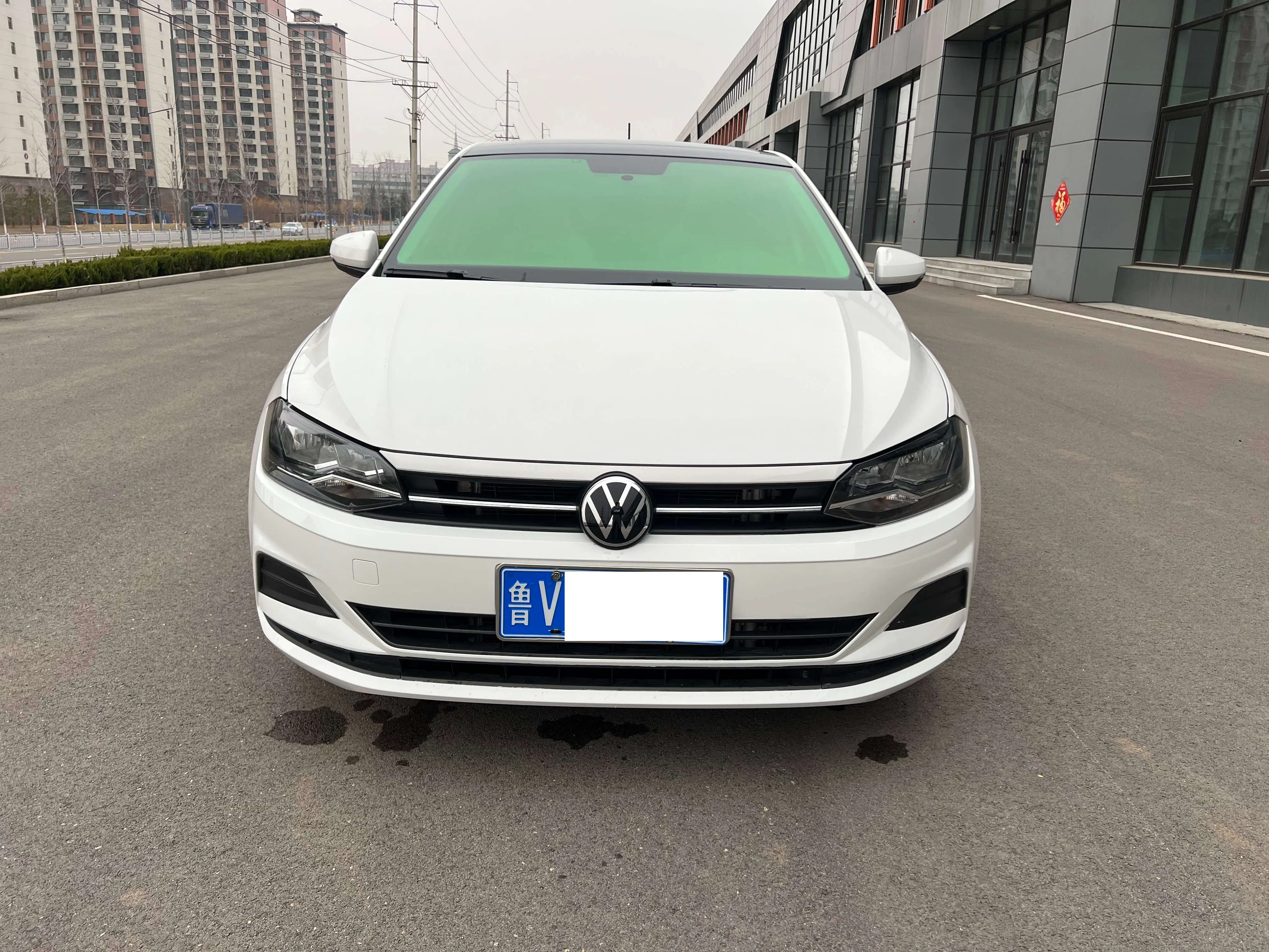 Volkswagen Polo  из Китая