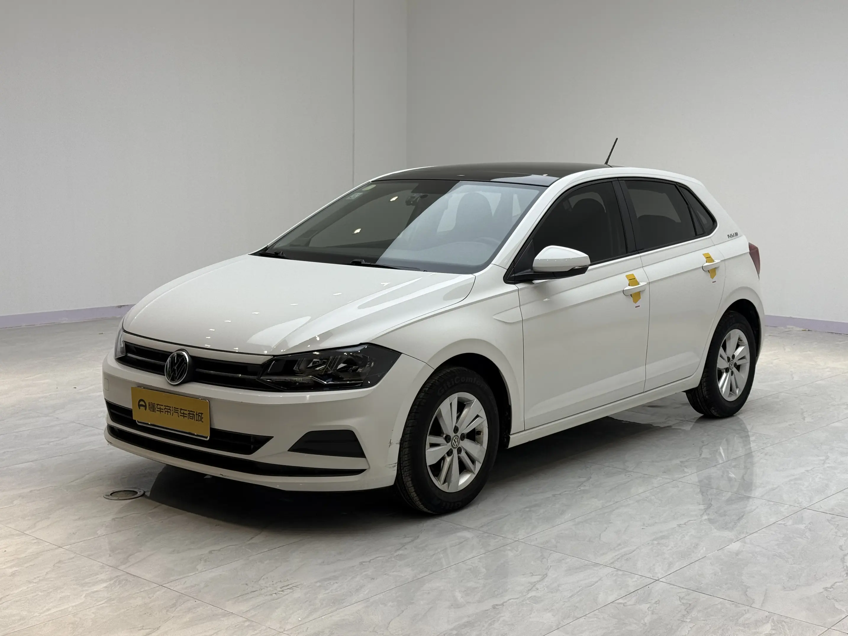 Volkswagen Polo  из Китая