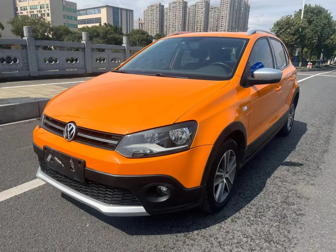 Volkswagen Polo  из Китая