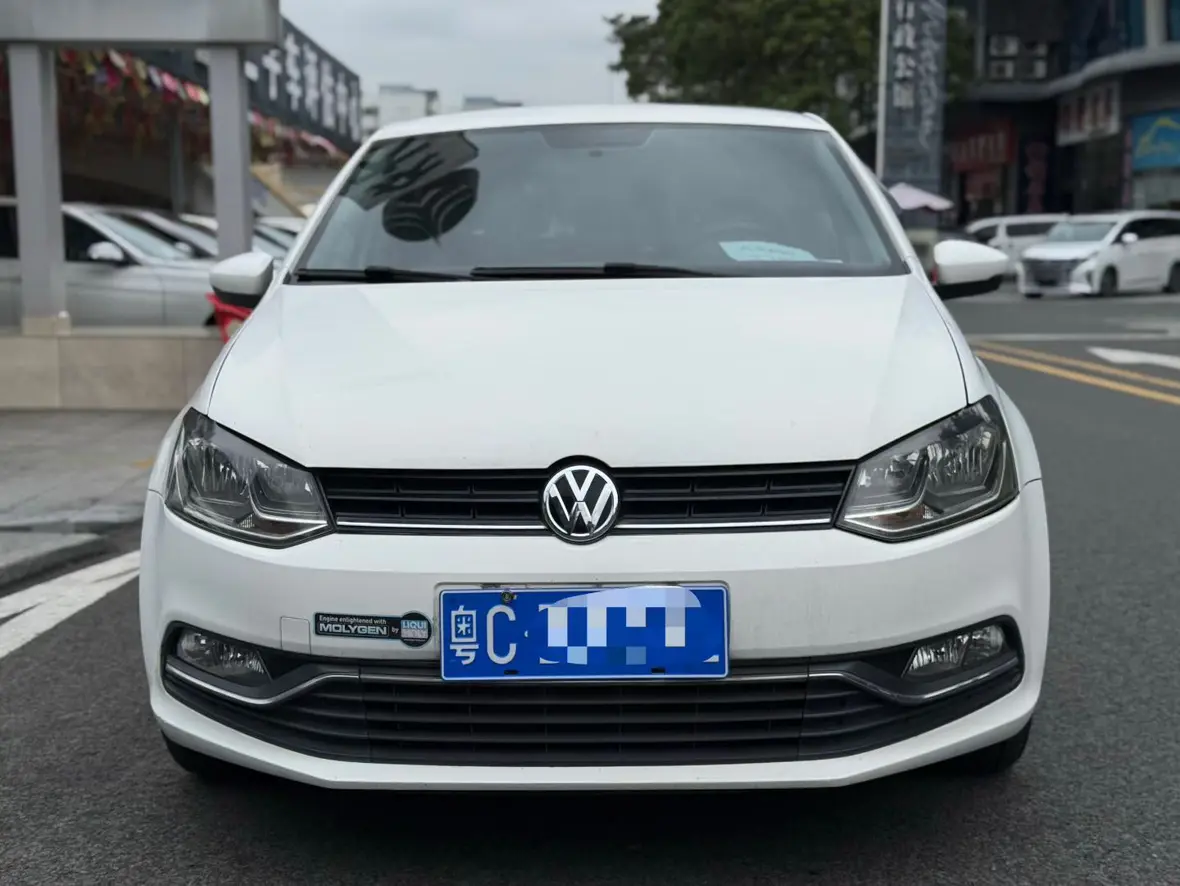 Volkswagen Polo  из Китая