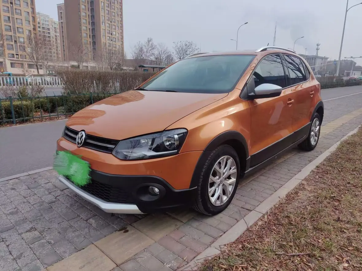 Volkswagen Polo  из Китая