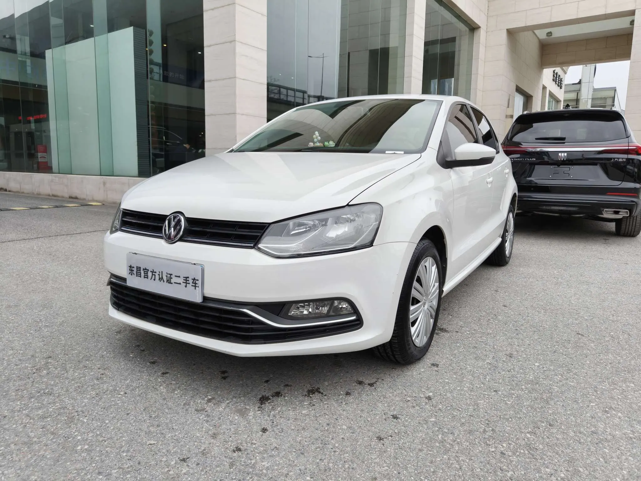 Volkswagen Polo  из Китая