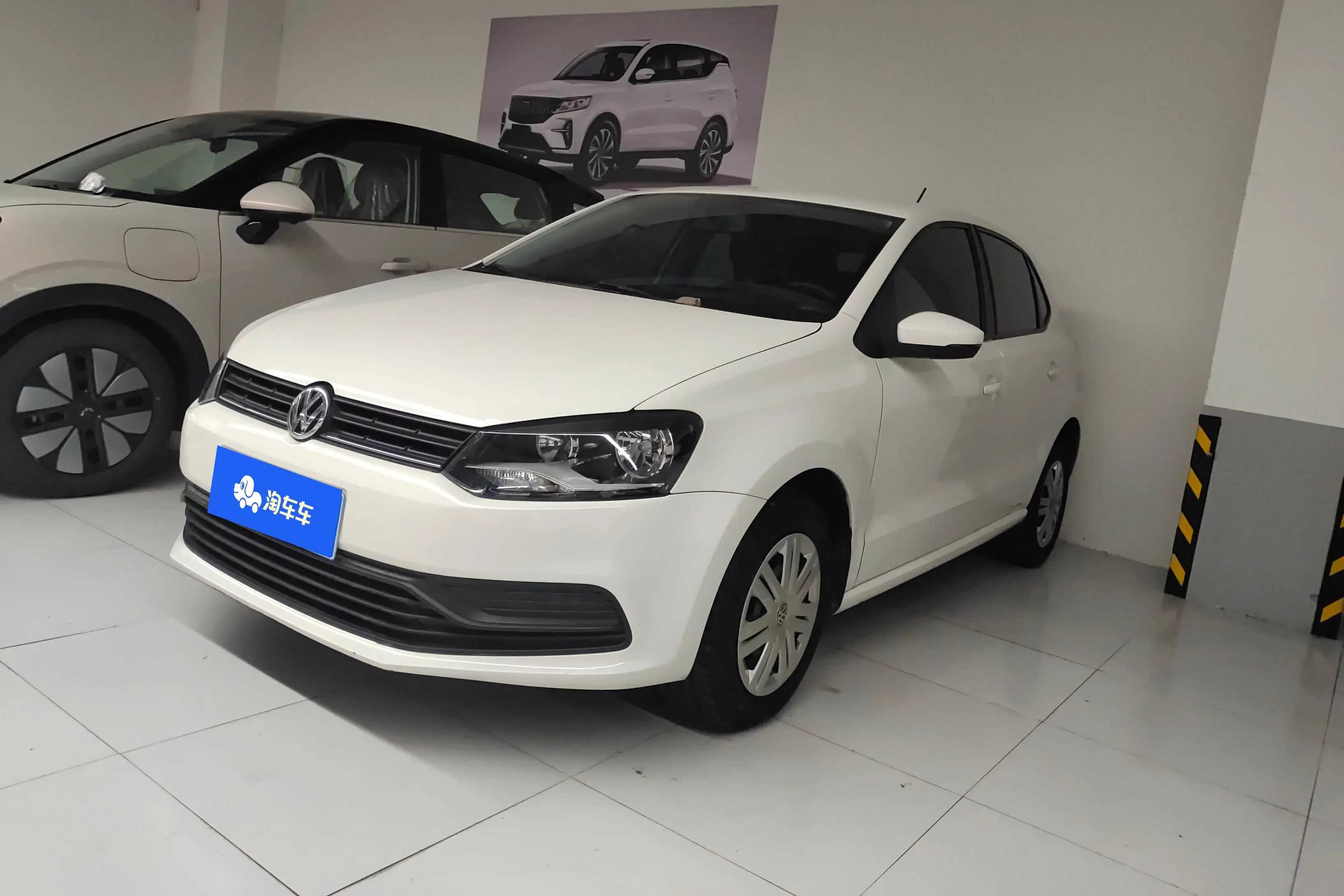 Volkswagen Polo  из Китая