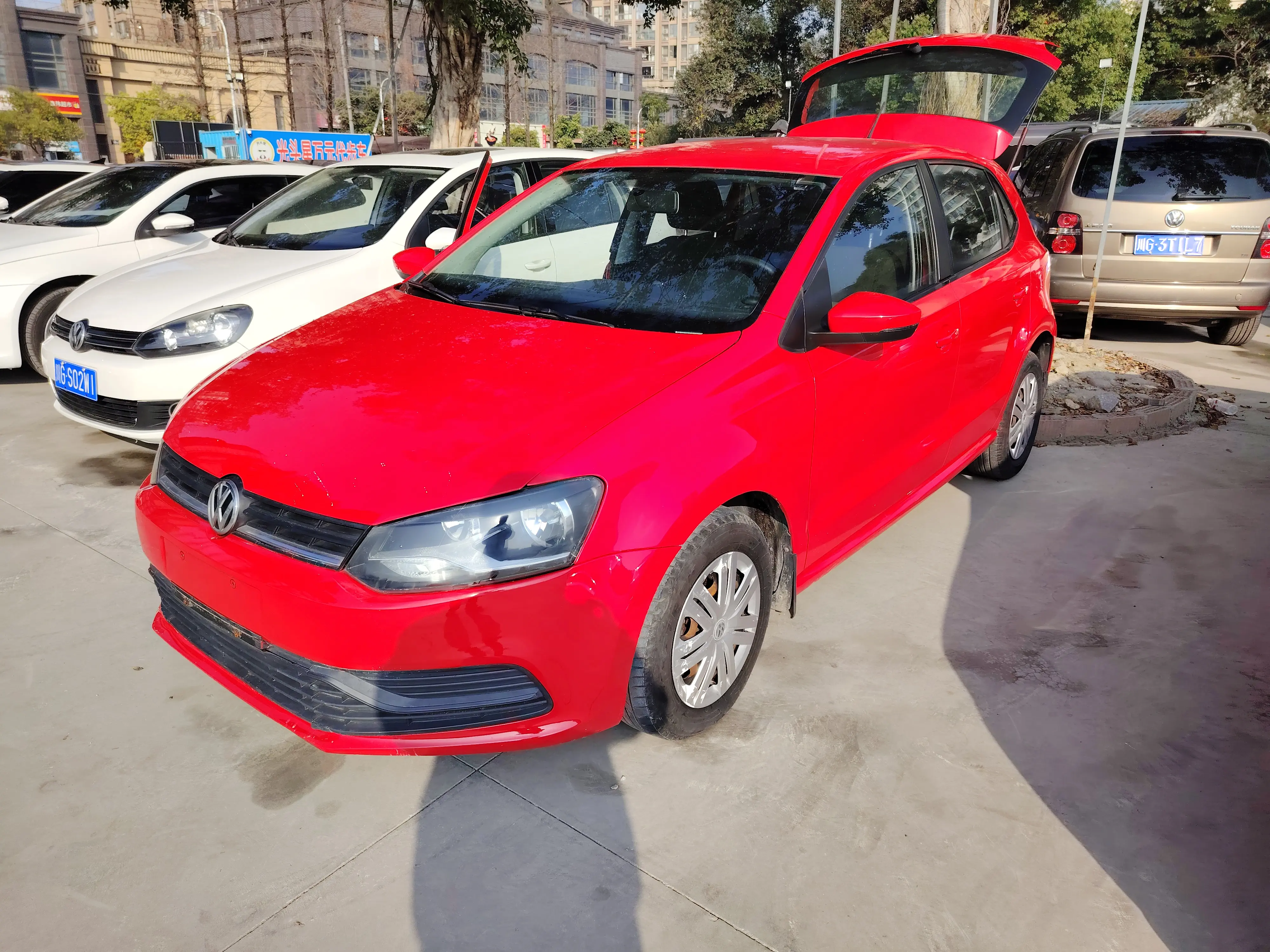 Volkswagen Polo  из Китая