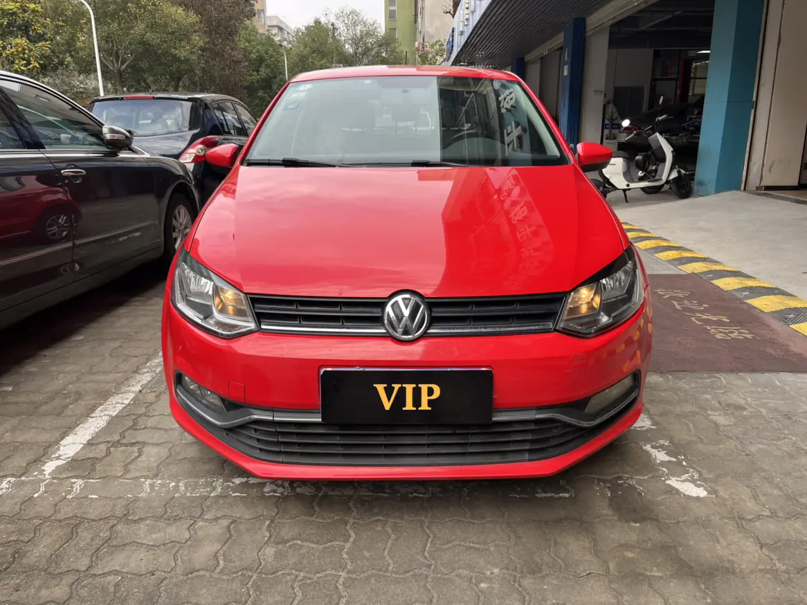 Volkswagen Polo  из Китая
