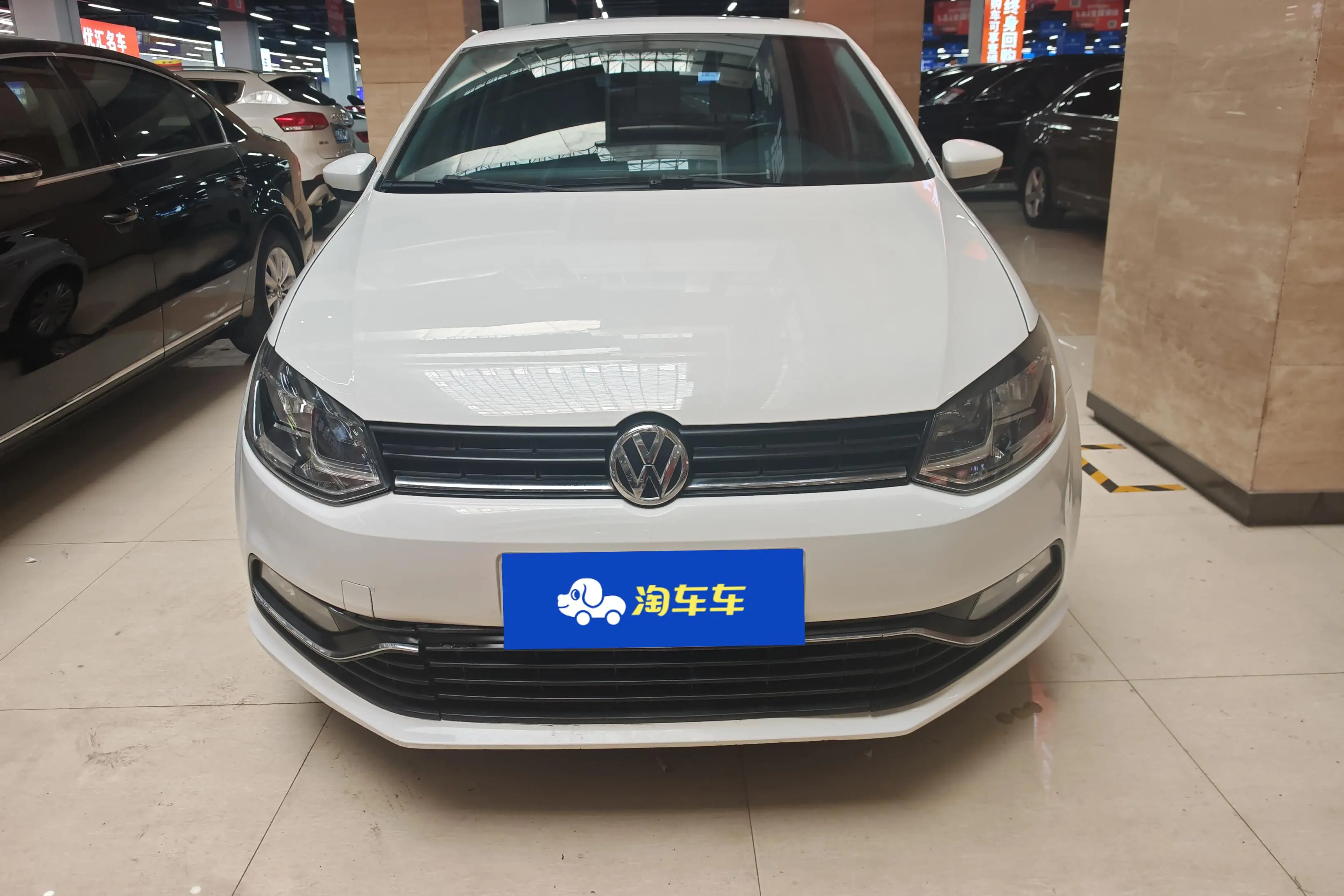 Volkswagen Polo  из Китая