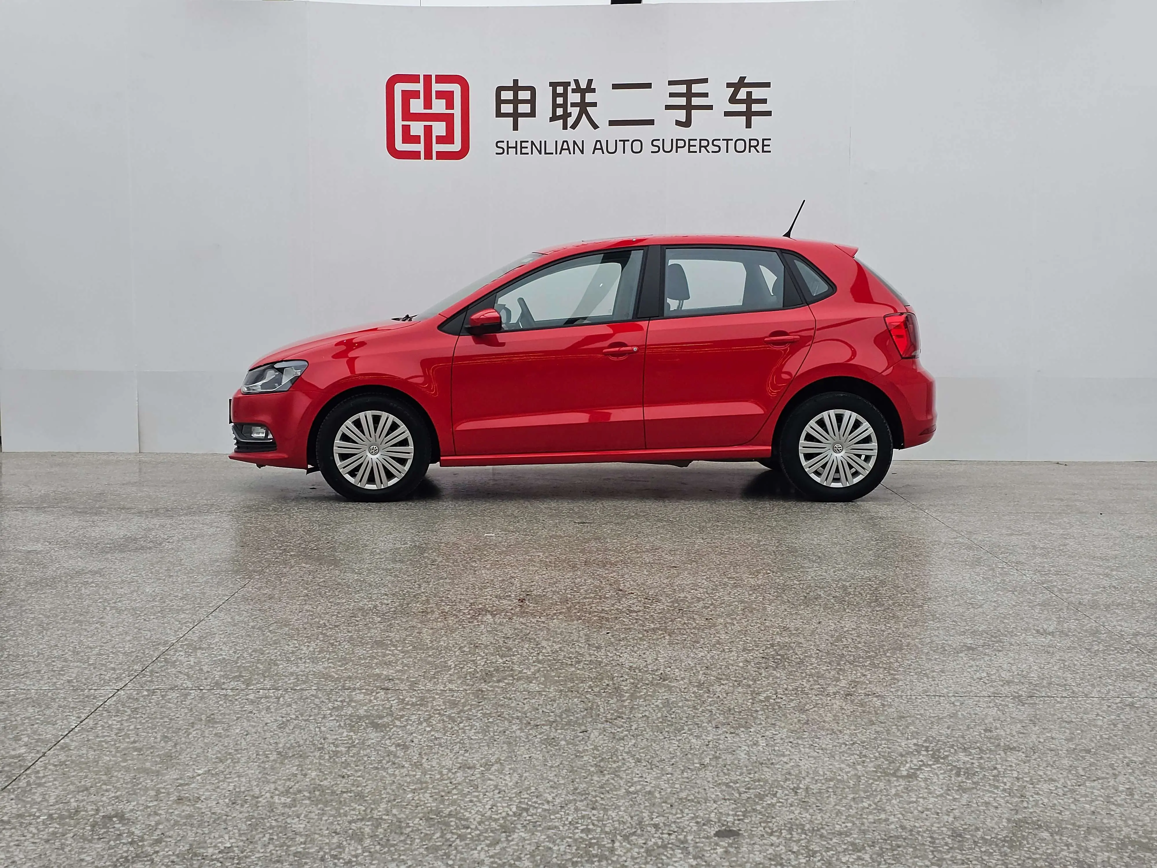 Volkswagen Polo  из Китая