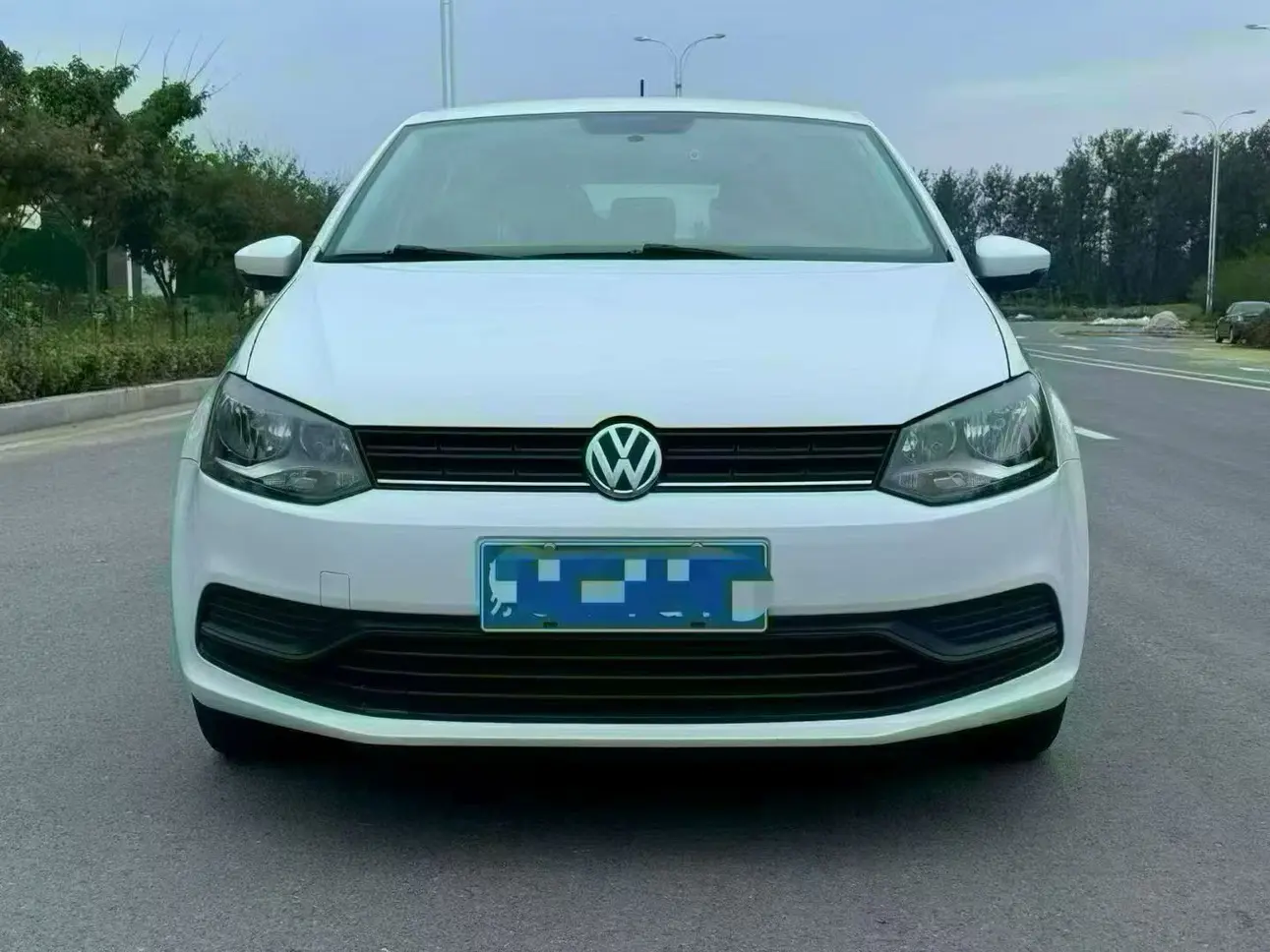 Volkswagen Polo  из Китая