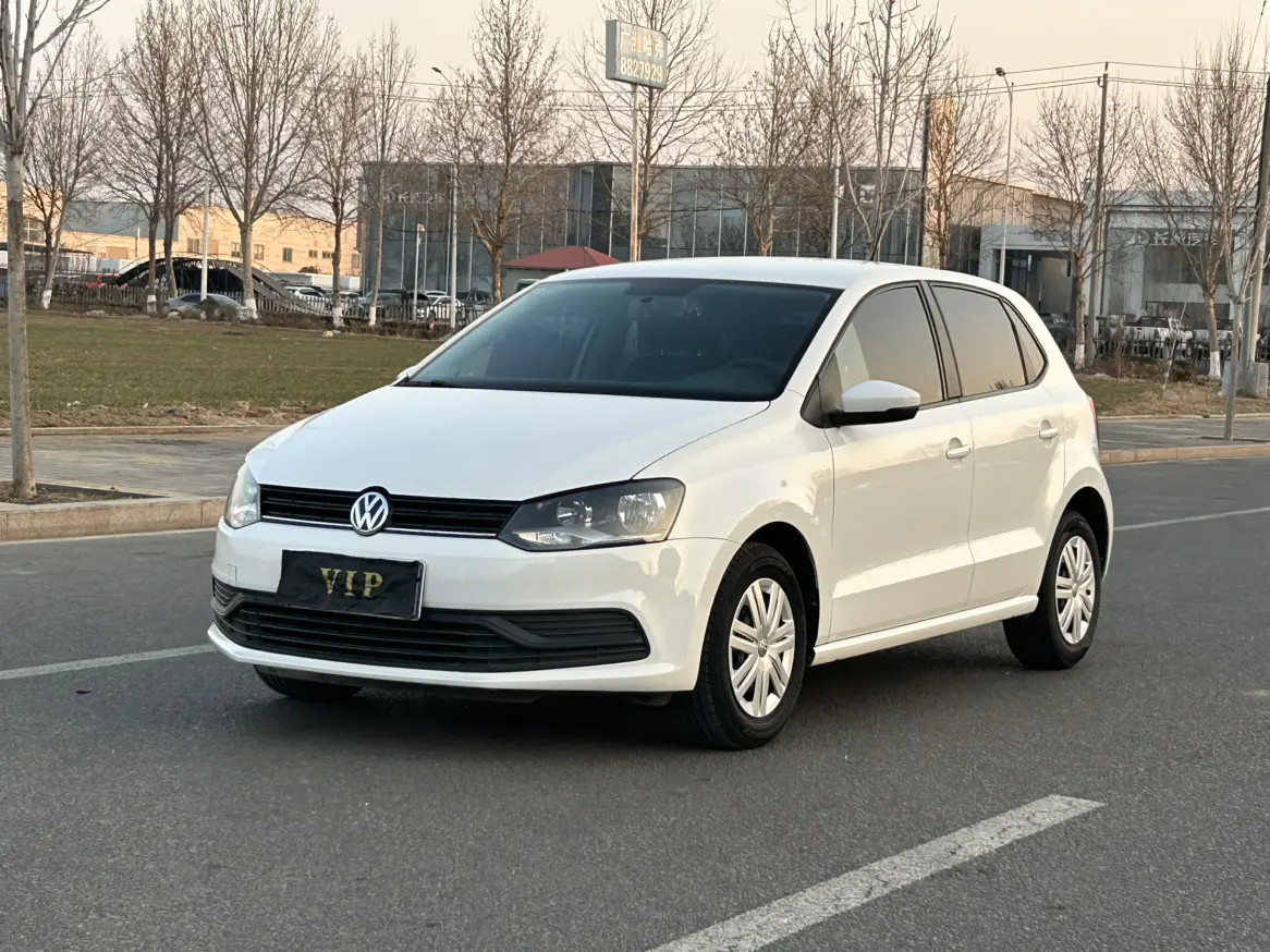 Volkswagen Polo  из Китая