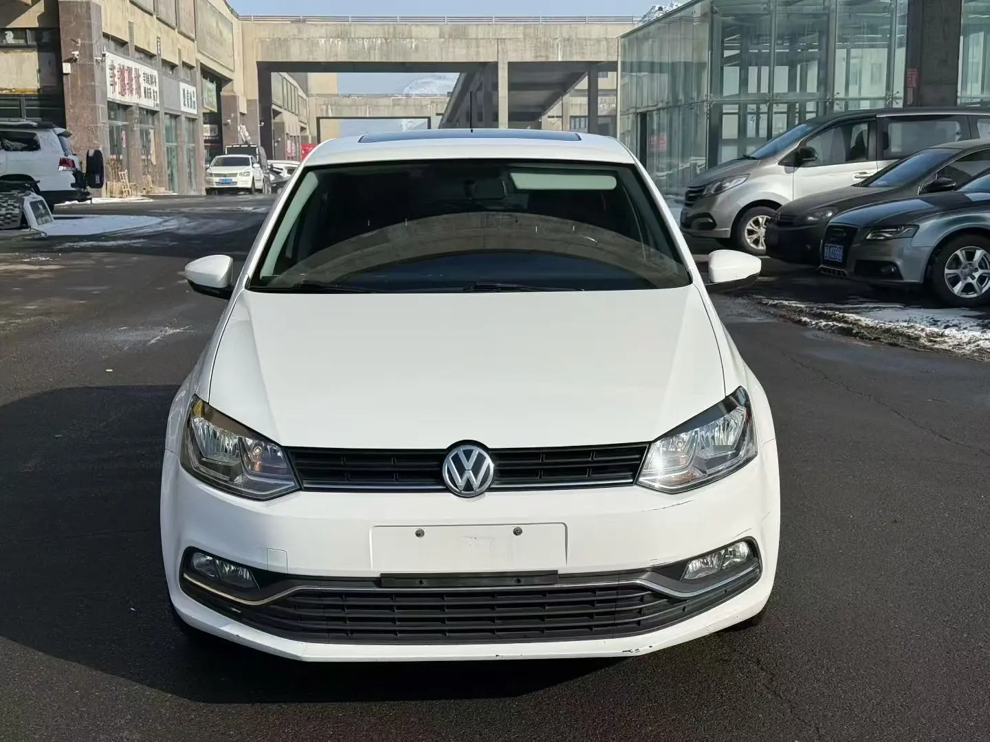 Volkswagen Polo  из Китая