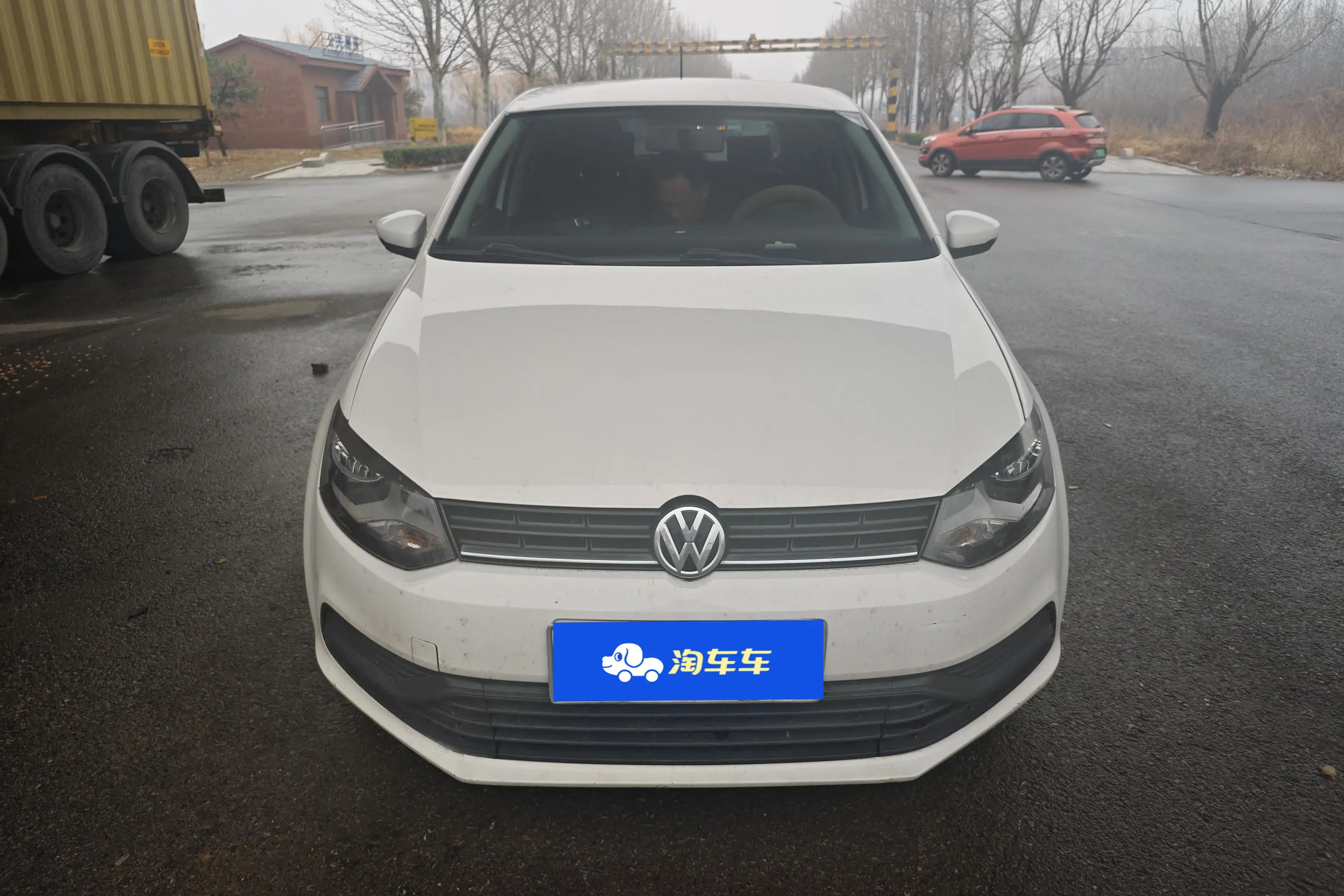 Volkswagen Polo  из Китая