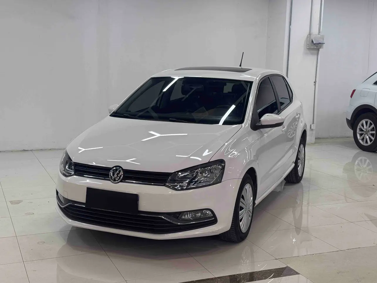 Volkswagen Polo  из Китая