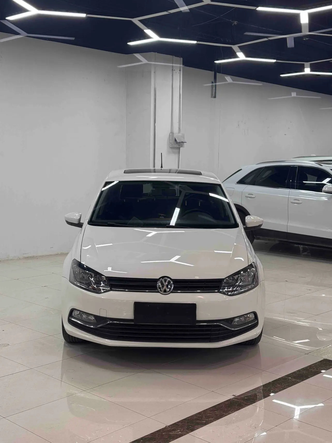 Volkswagen Polo  из Китая