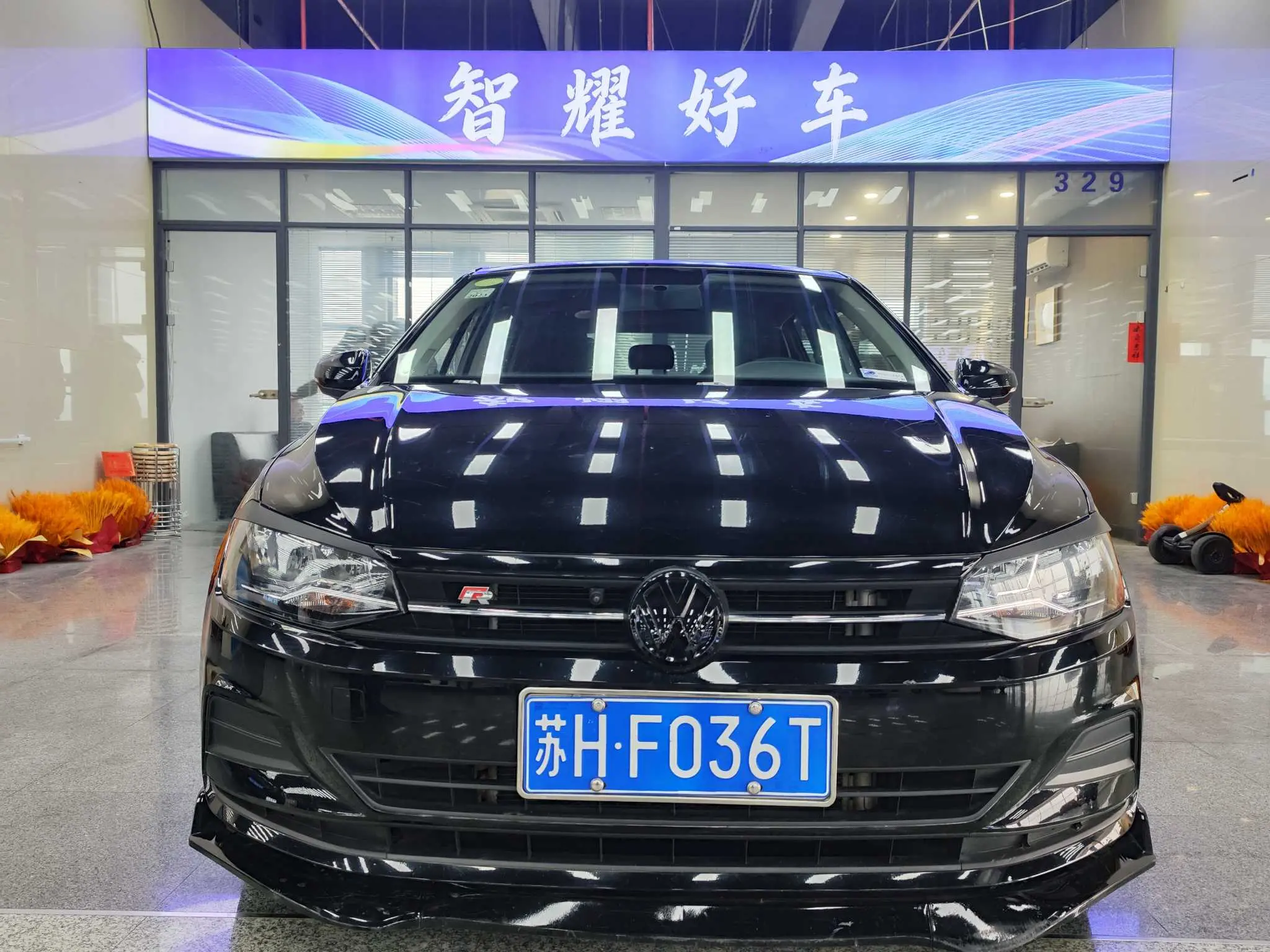 Volkswagen Polo  из Китая