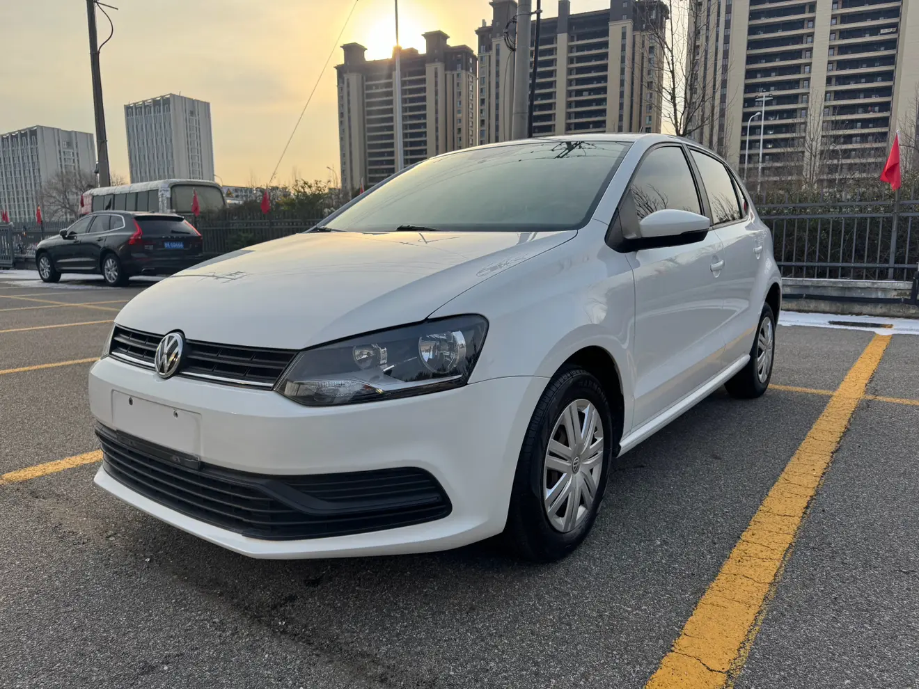 Volkswagen Polo  из Китая