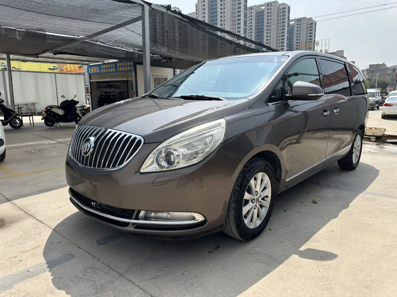 Buick GL8