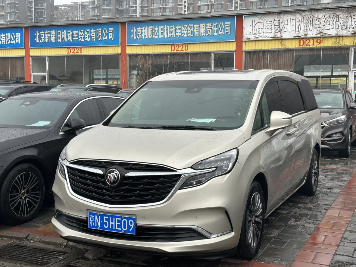 Buick GL8