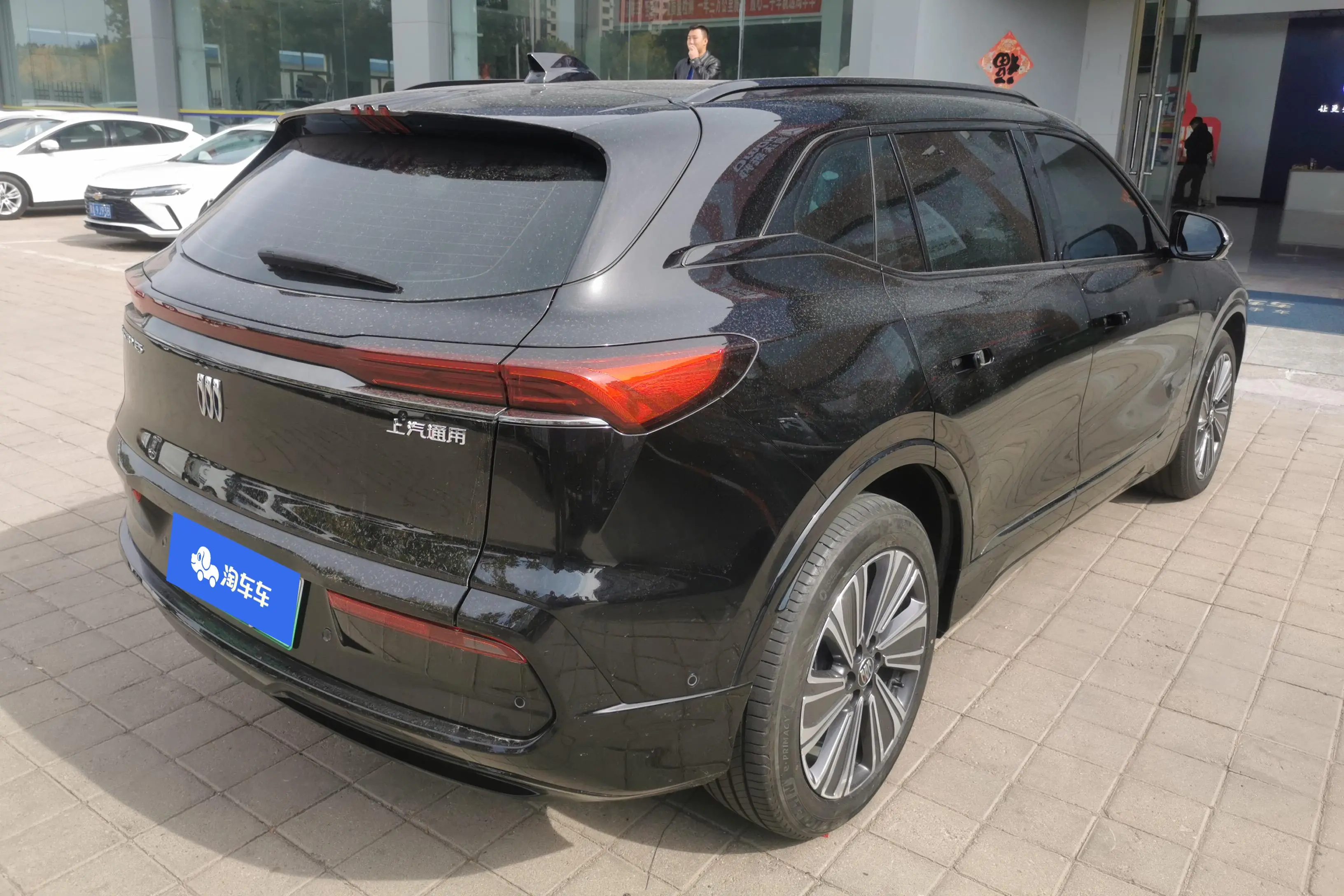 Buick E5  из Китая