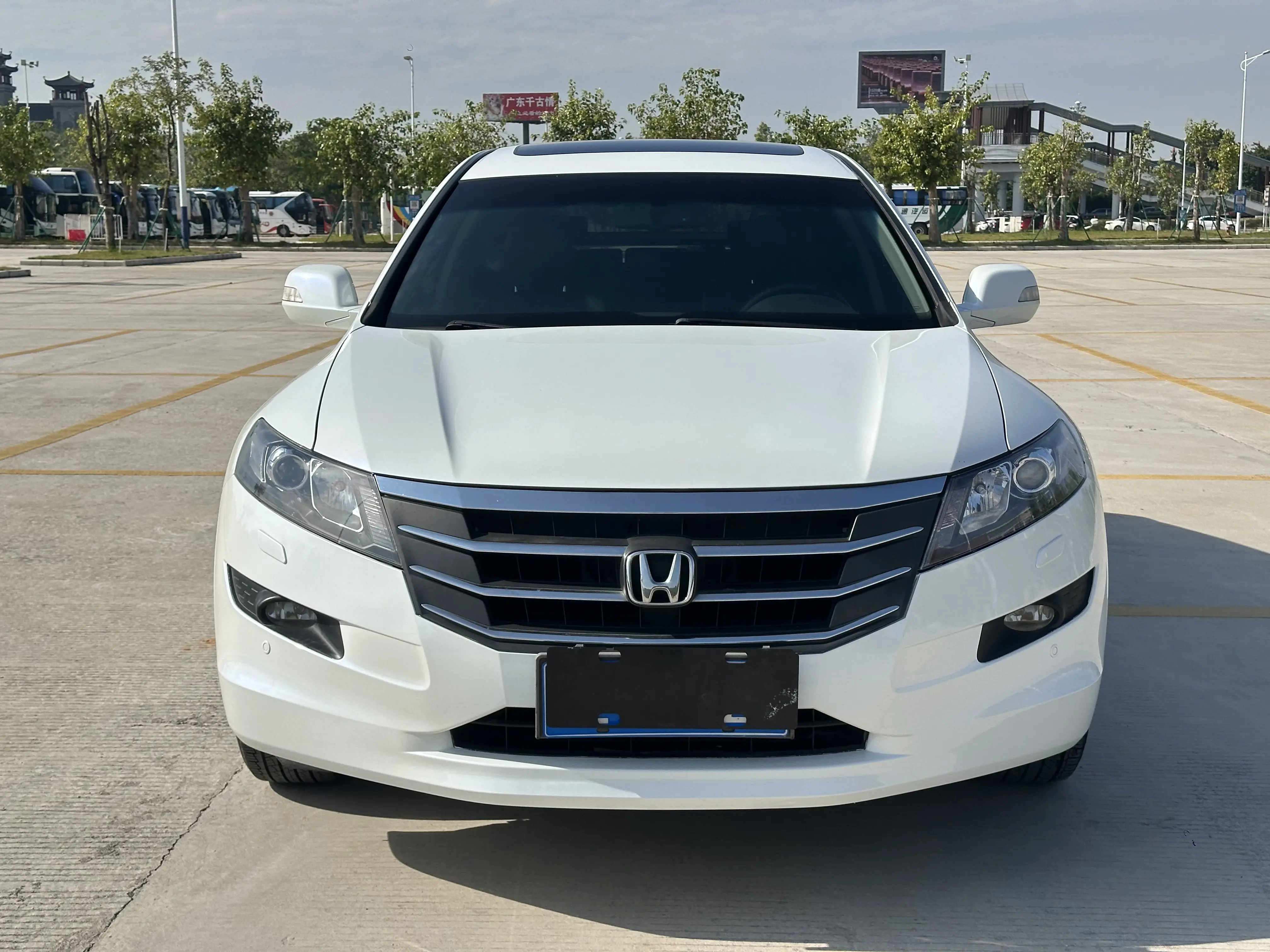 Honda Songs and poems  из Китая