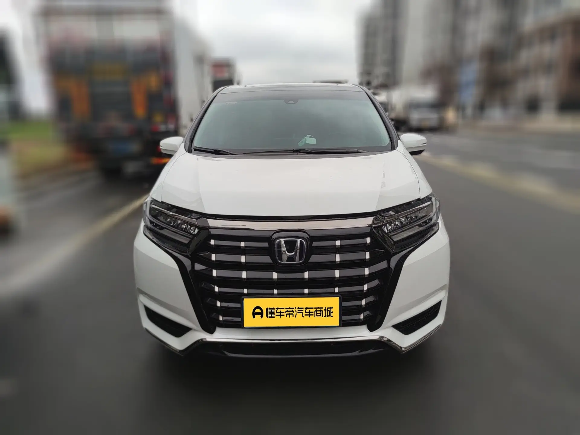 Honda Elysion (Alison)  из Китая