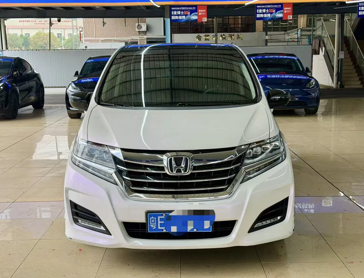 Honda Elysion (Alison)  из Китая