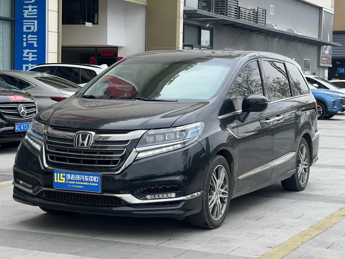 Honda Elysion (Alison)  из Китая