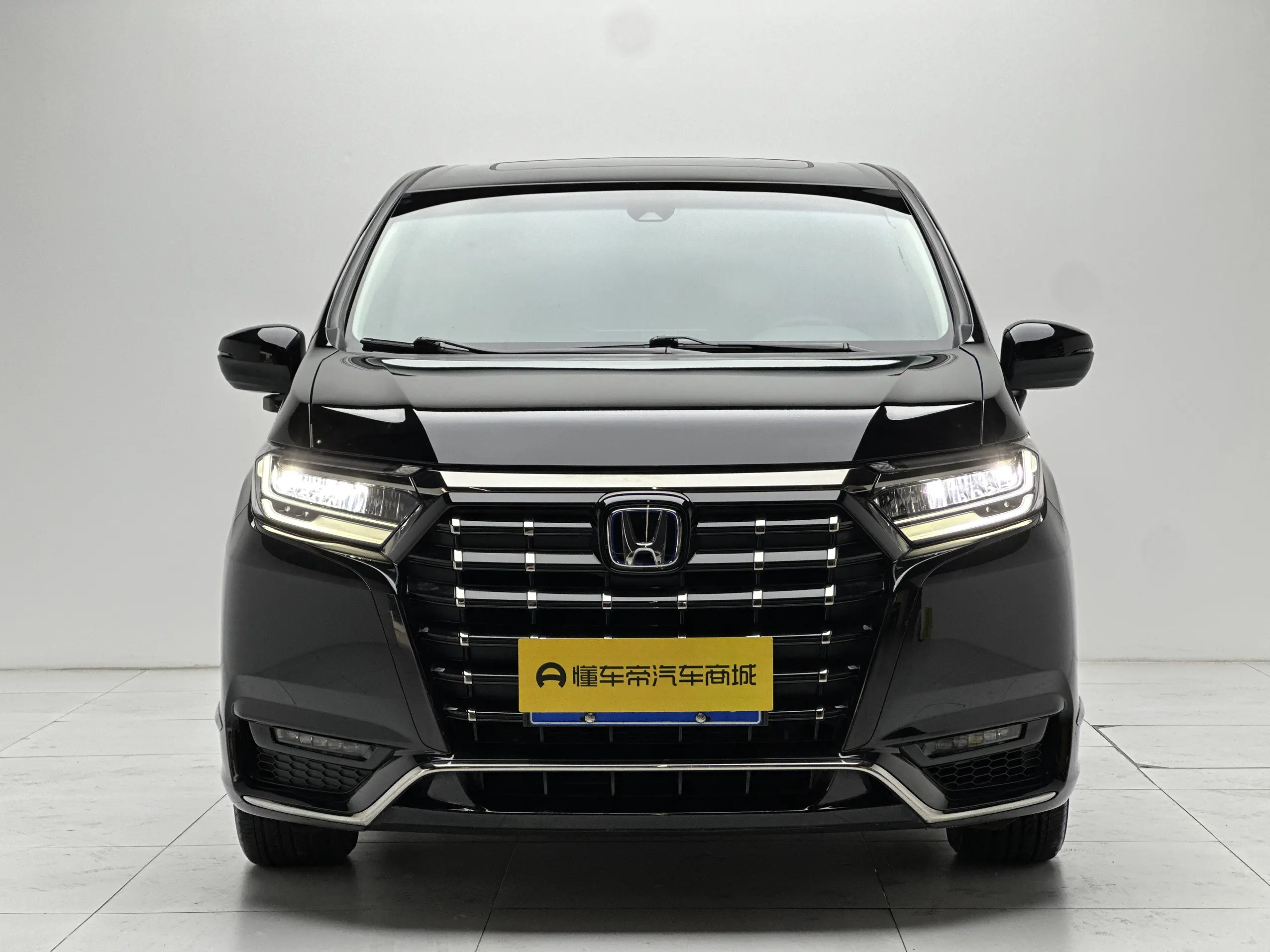 Honda Elysion (Alison)  из Китая