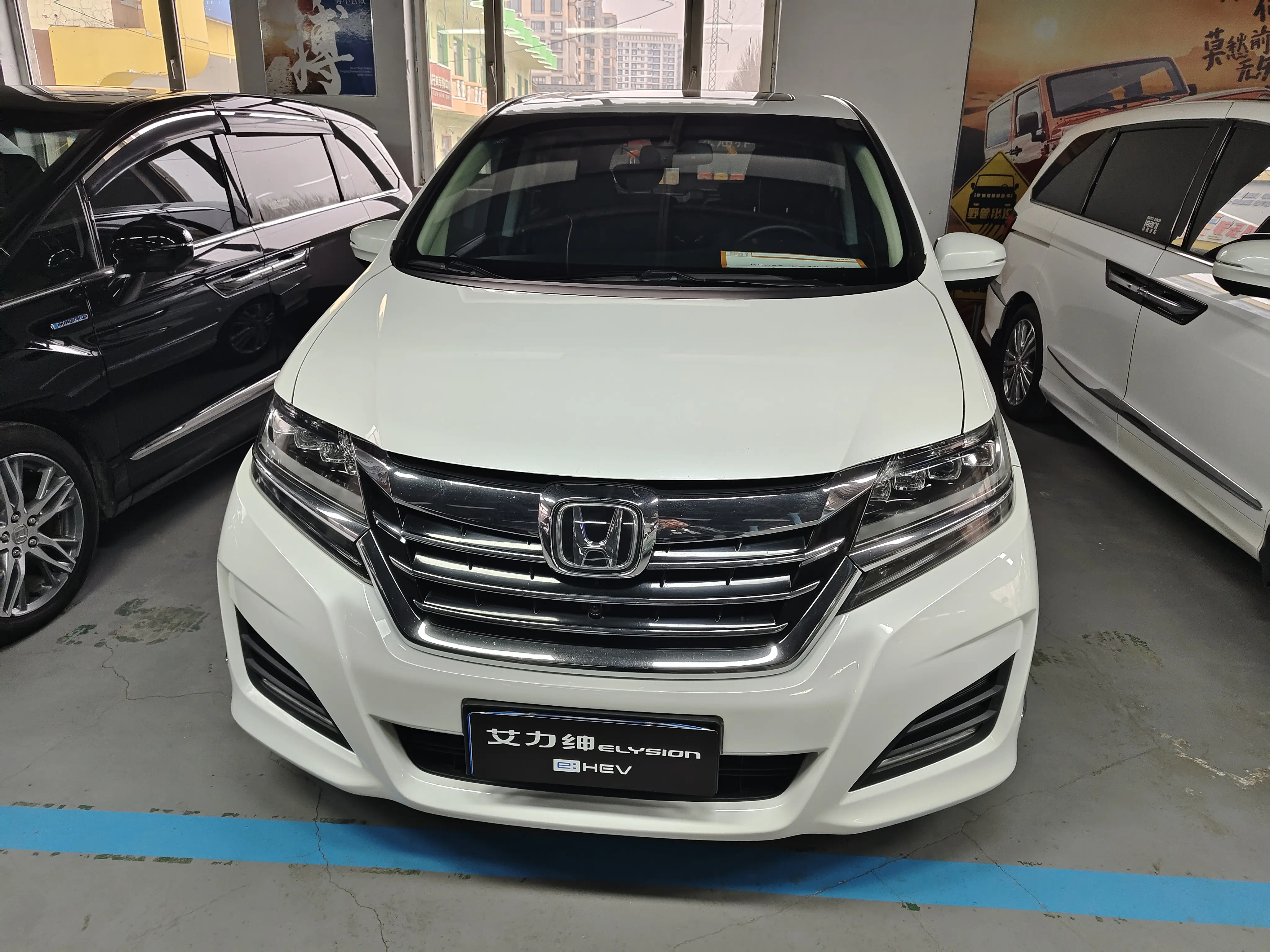 Honda Elysion (Alison)  из Китая