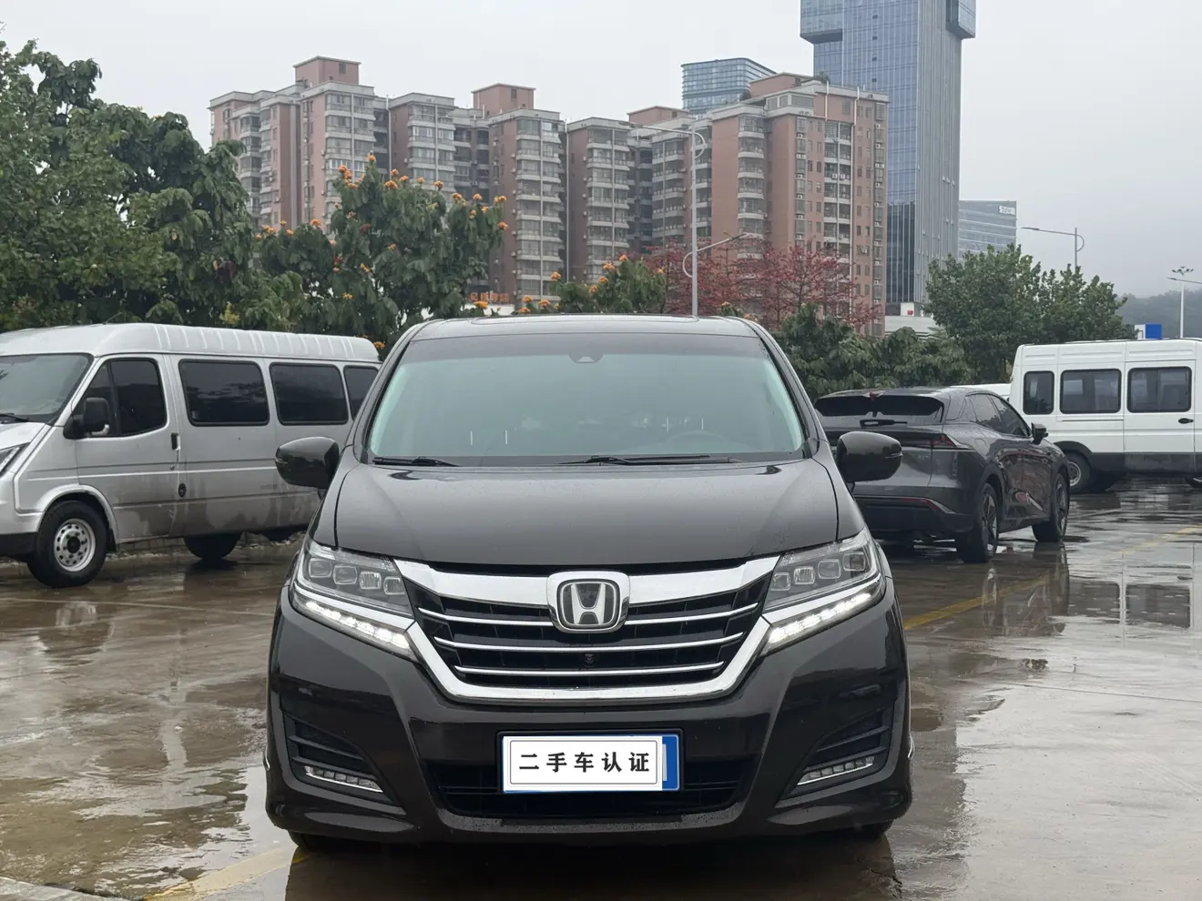 Honda Elysion (Alison)  из Китая