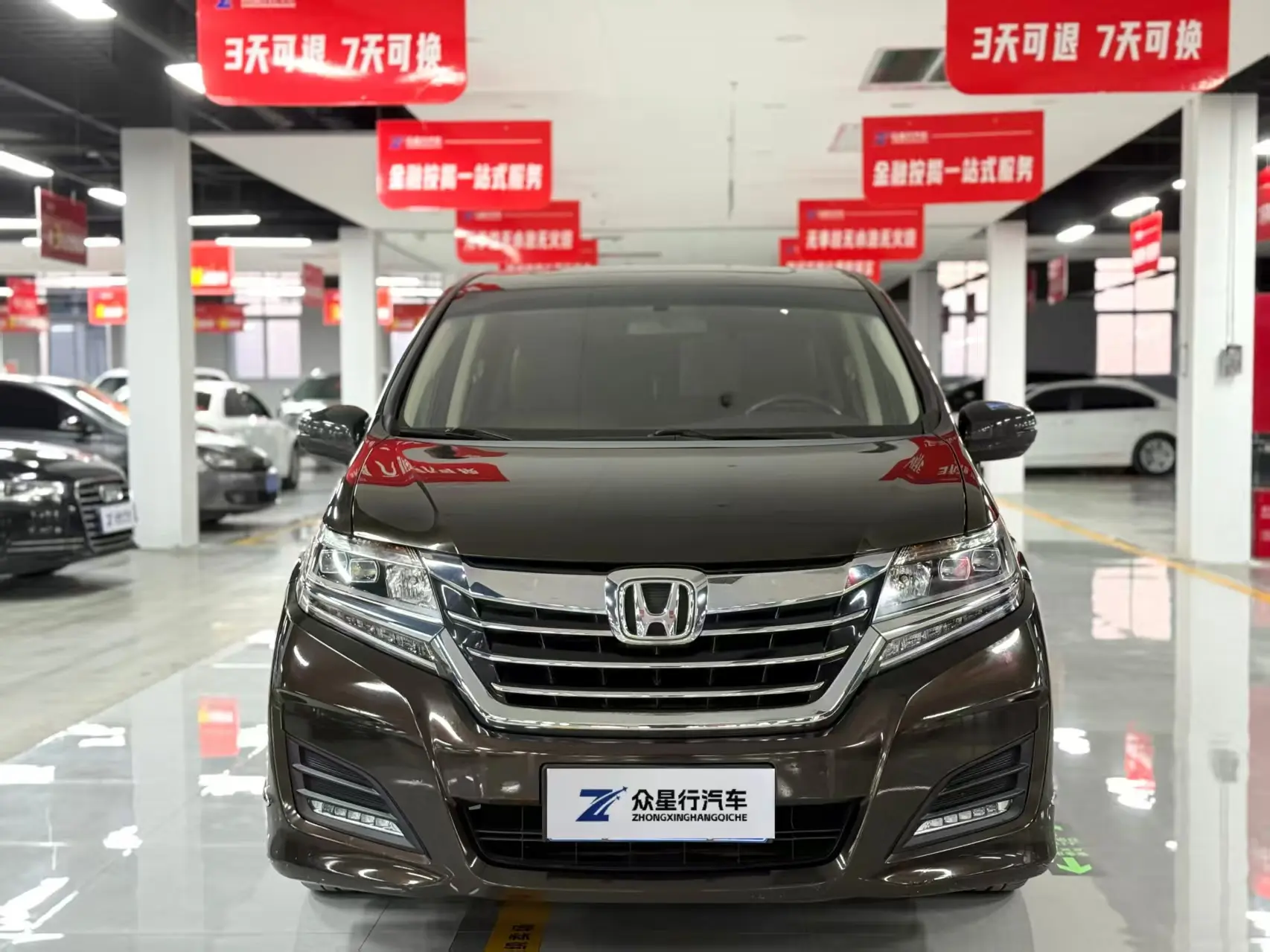 Honda Elysion (Alison)  из Китая