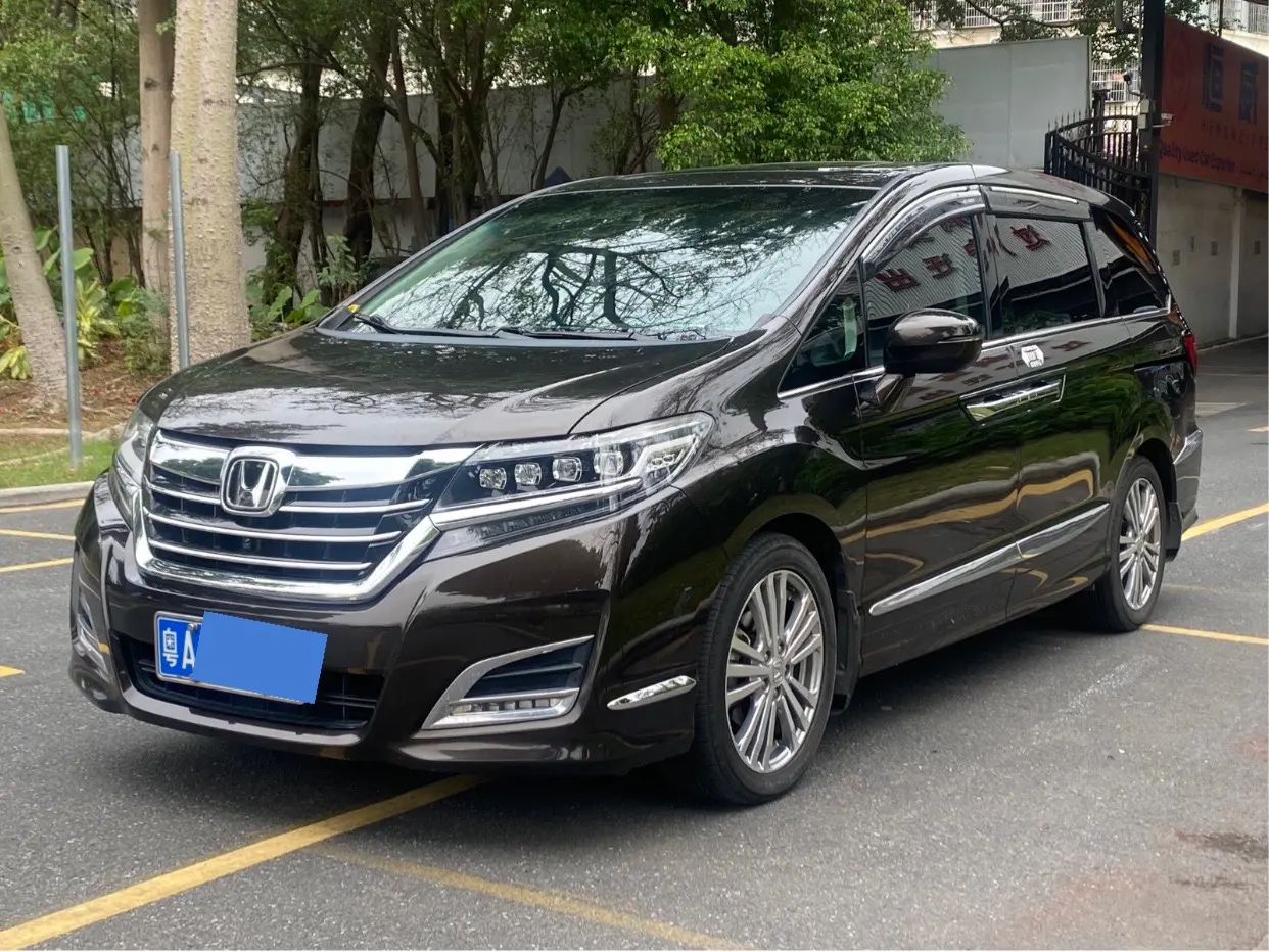 Honda Elysion (Alison)  из Китая