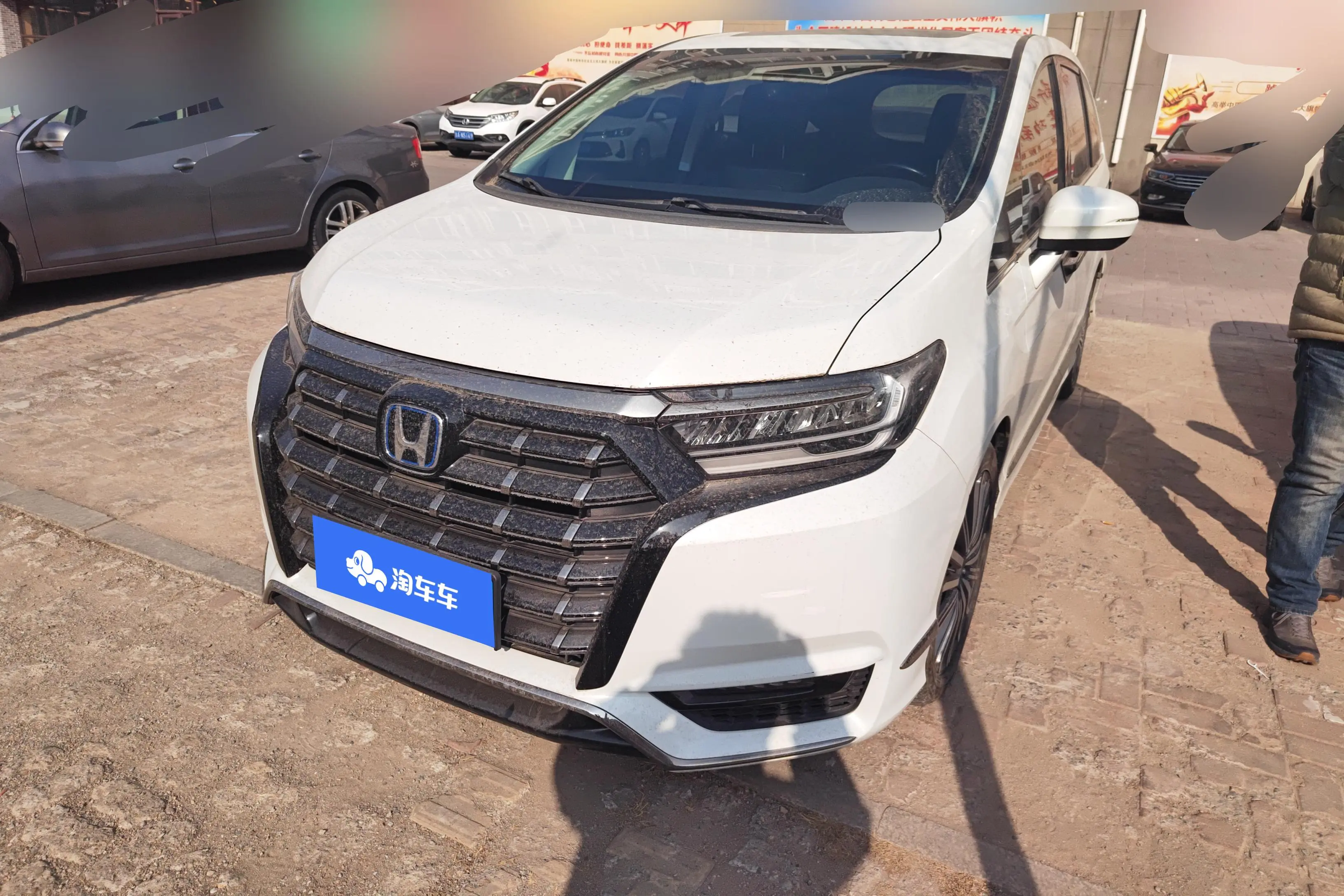 Honda Elysion (Alison)  из Китая