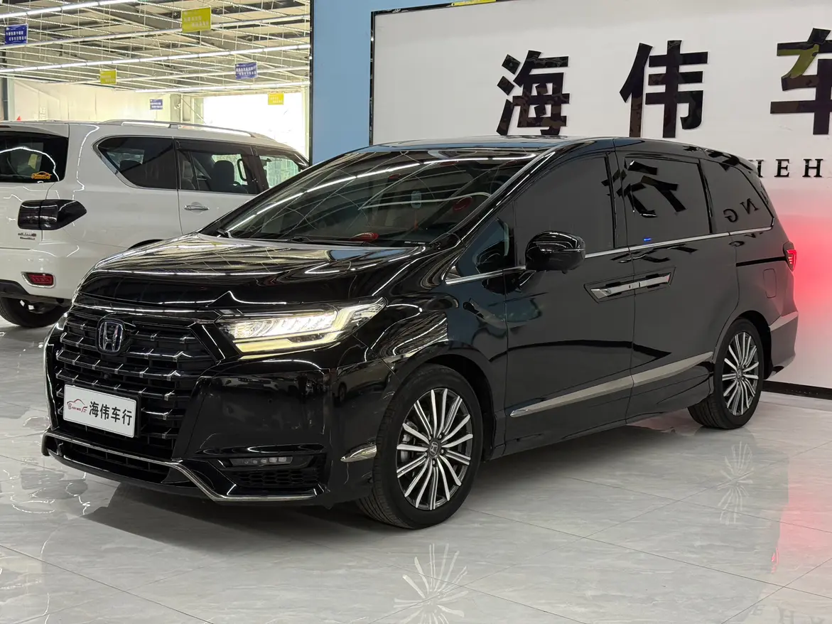 Honda Elysion (Alison)  из Китая