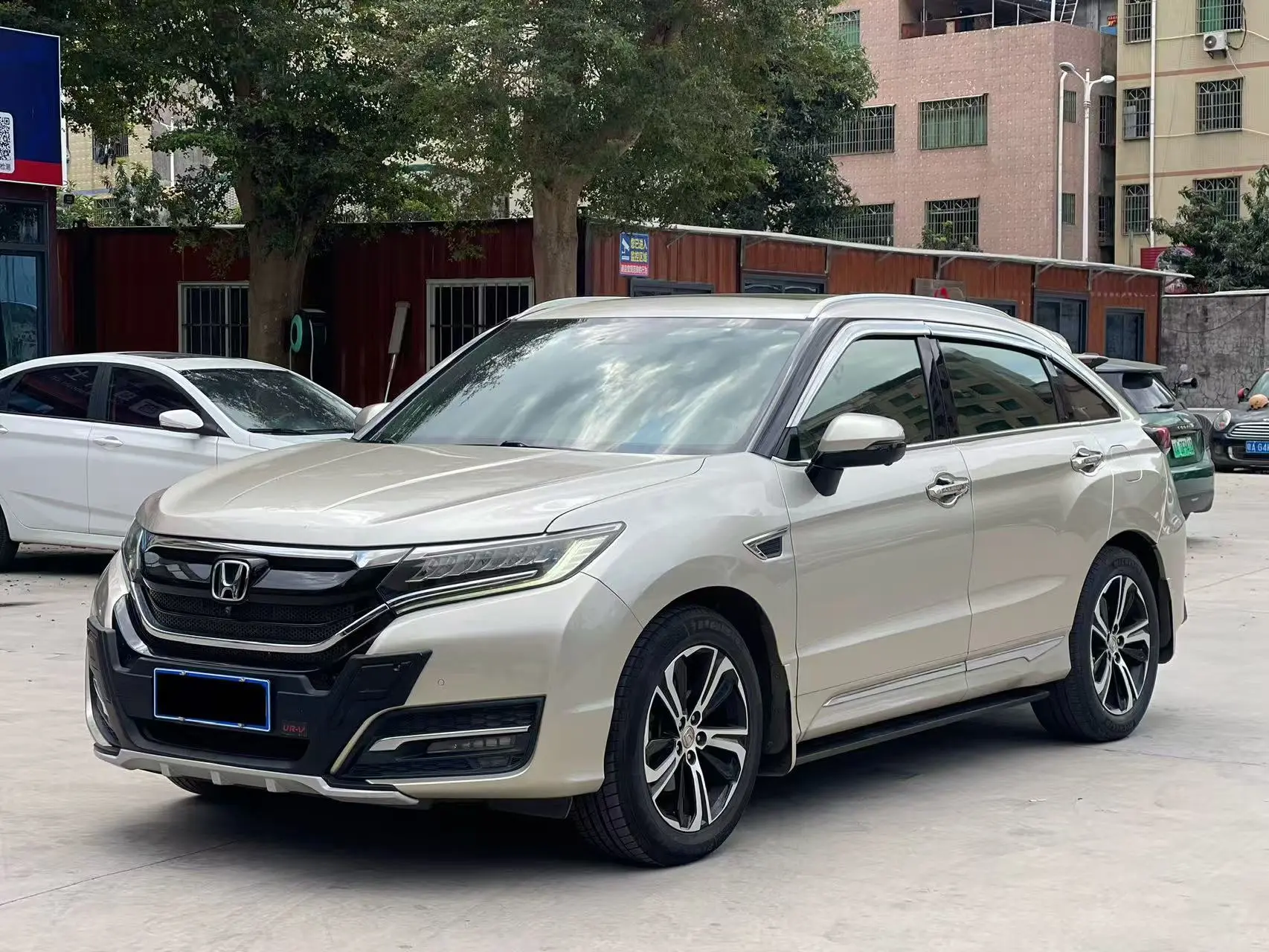 Honda UR-V  из Китая