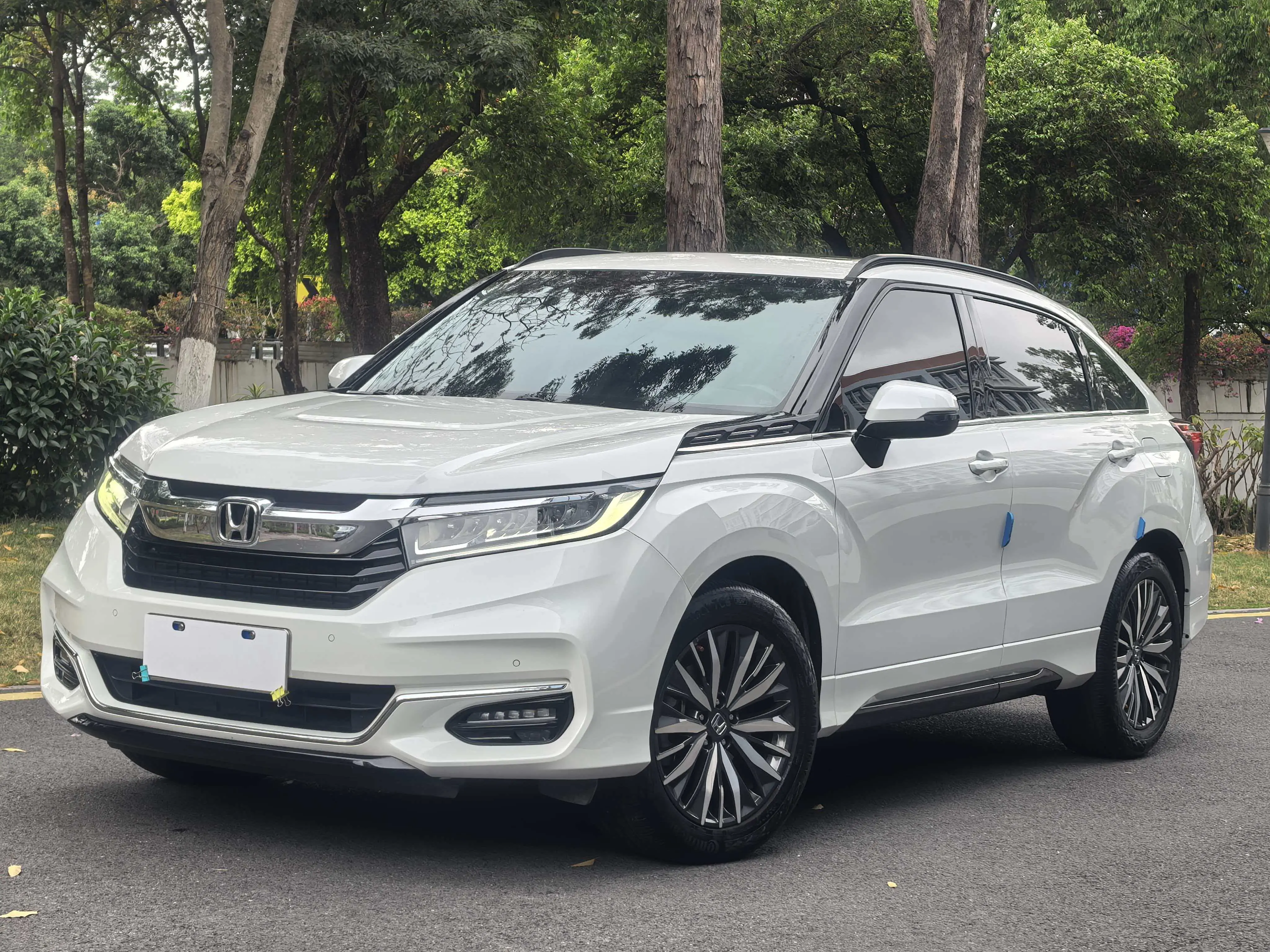 Honda Avancier (Crown Road)  из Китая