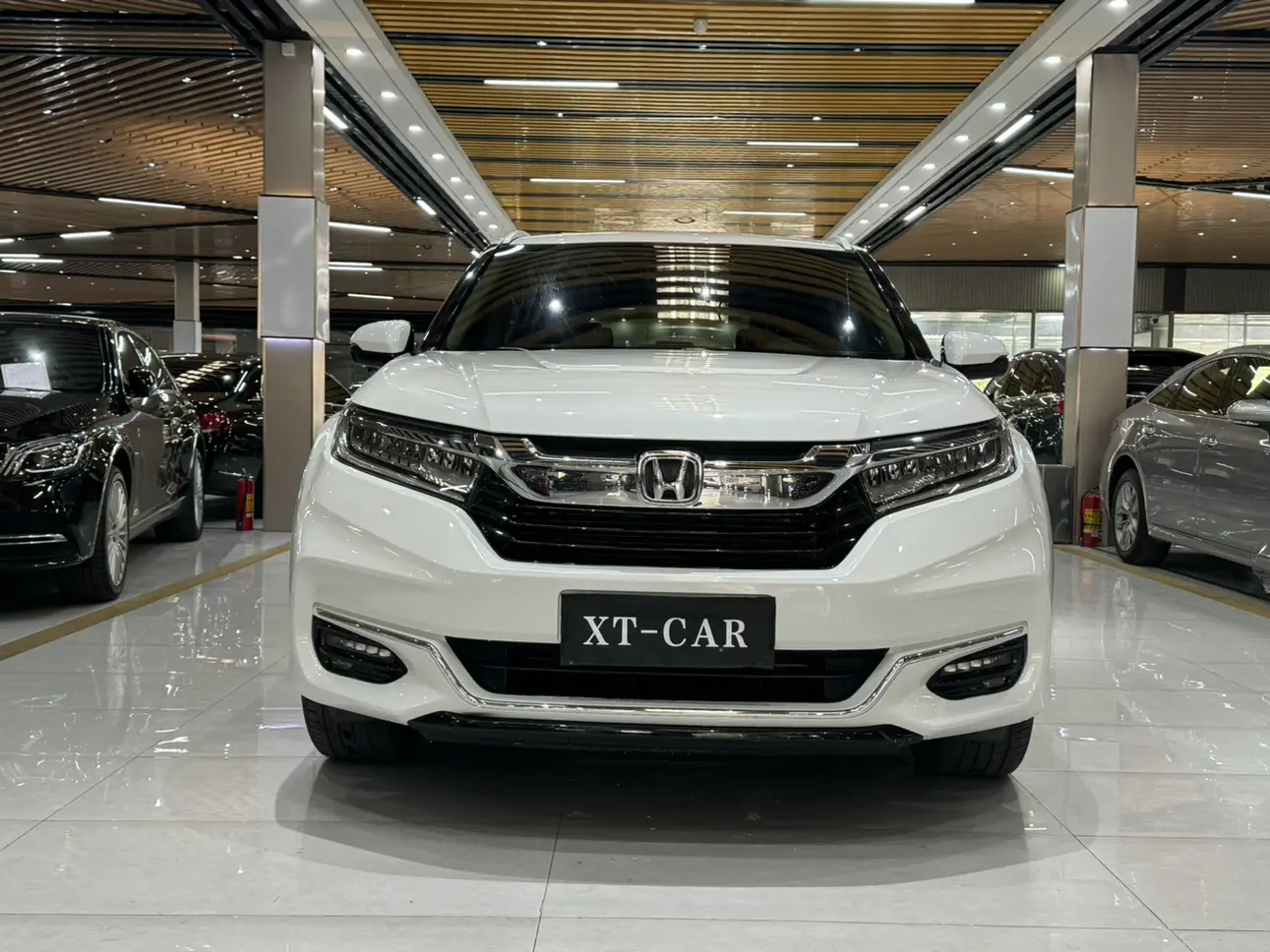 Honda Avancier (Crown Road)  из Китая