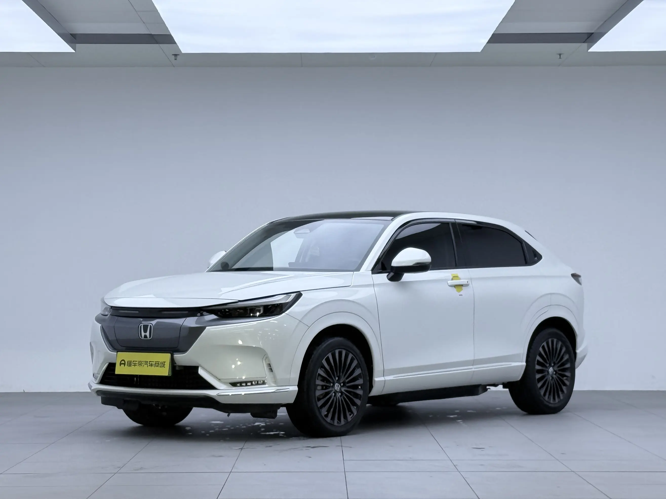 Honda E:NP1 Ji Pai 1  из Китая