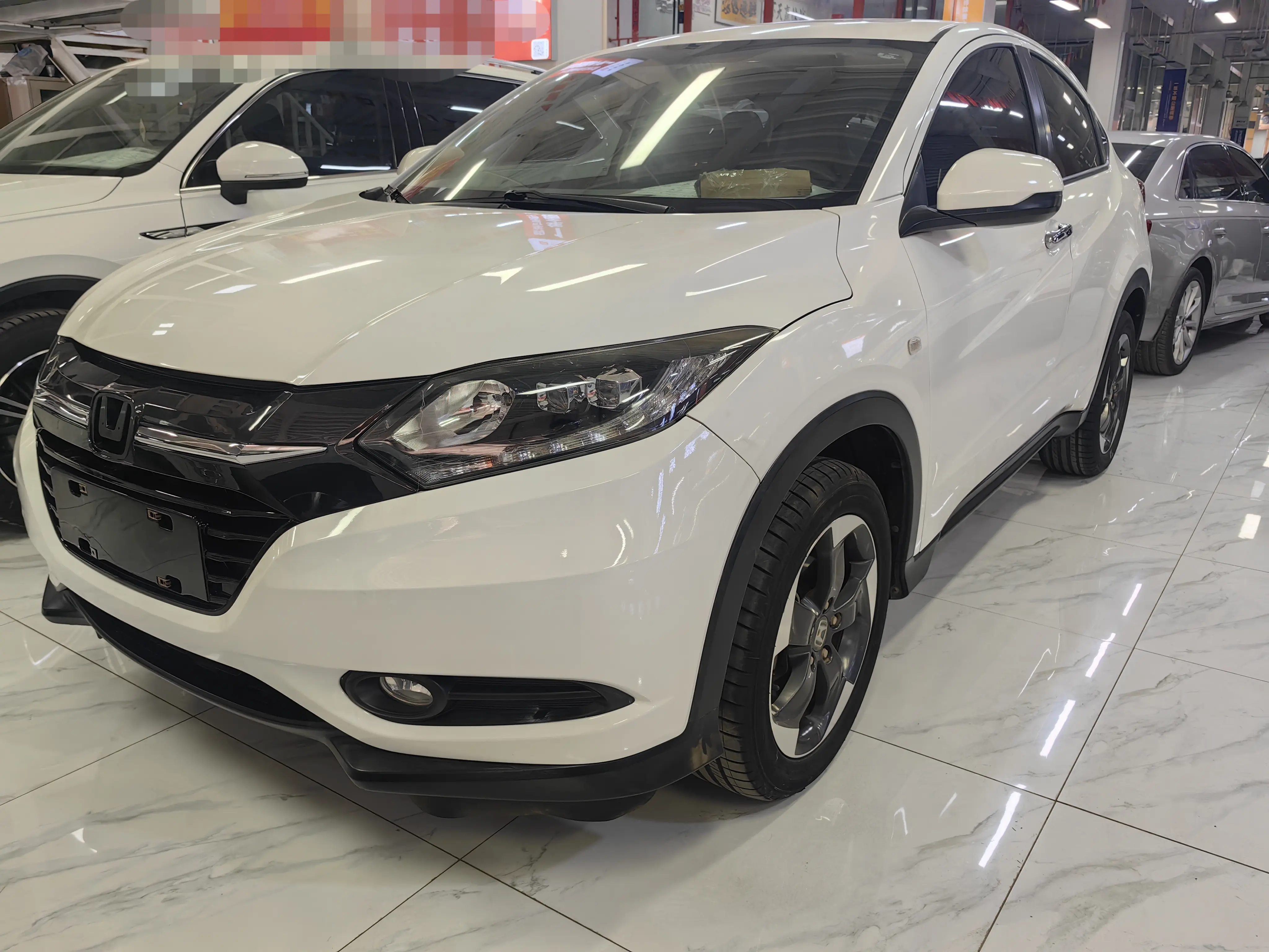 Honda Vezel (Binzhi)  из Китая