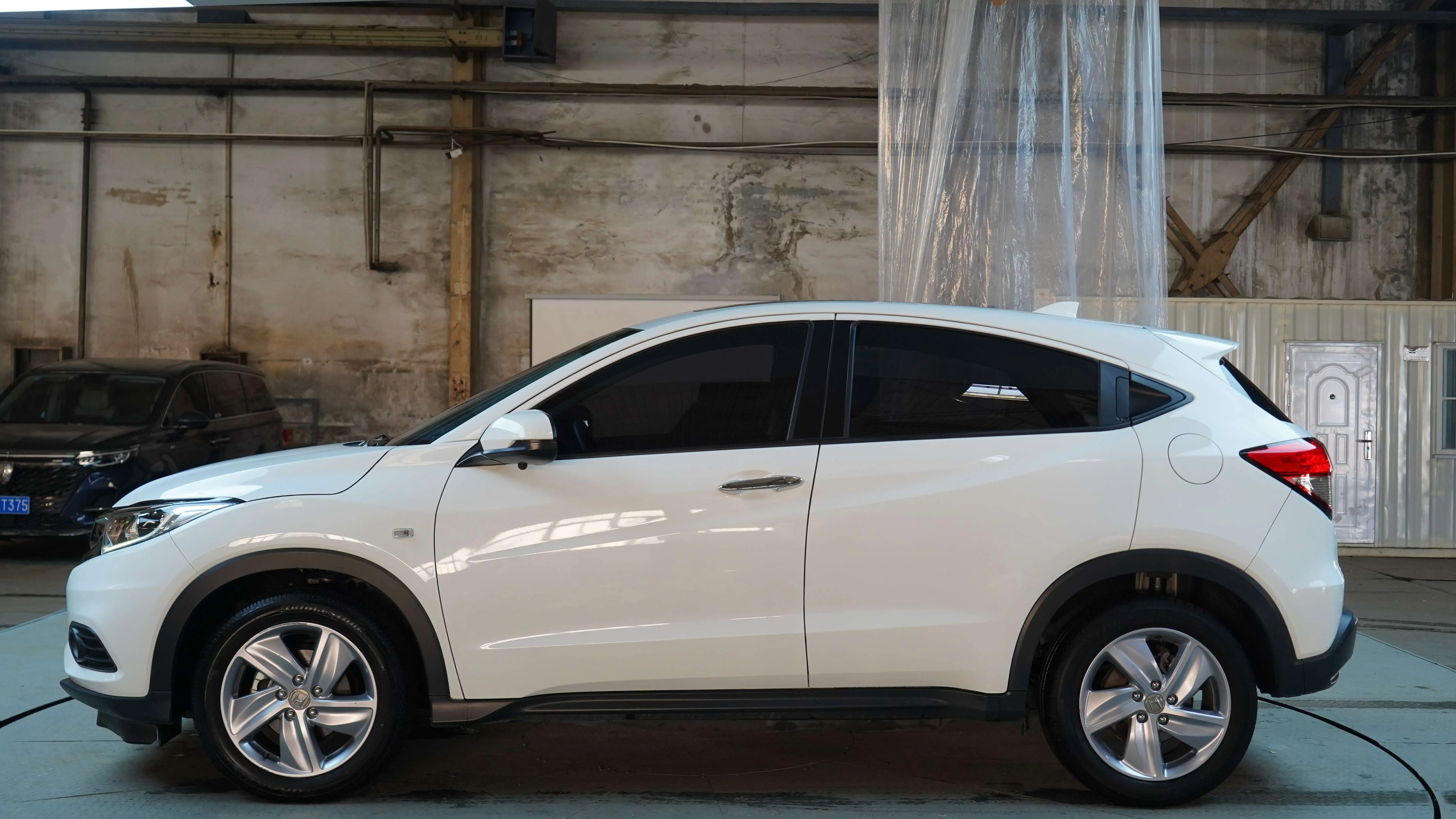 Honda Vezel (Binzhi)  из Китая