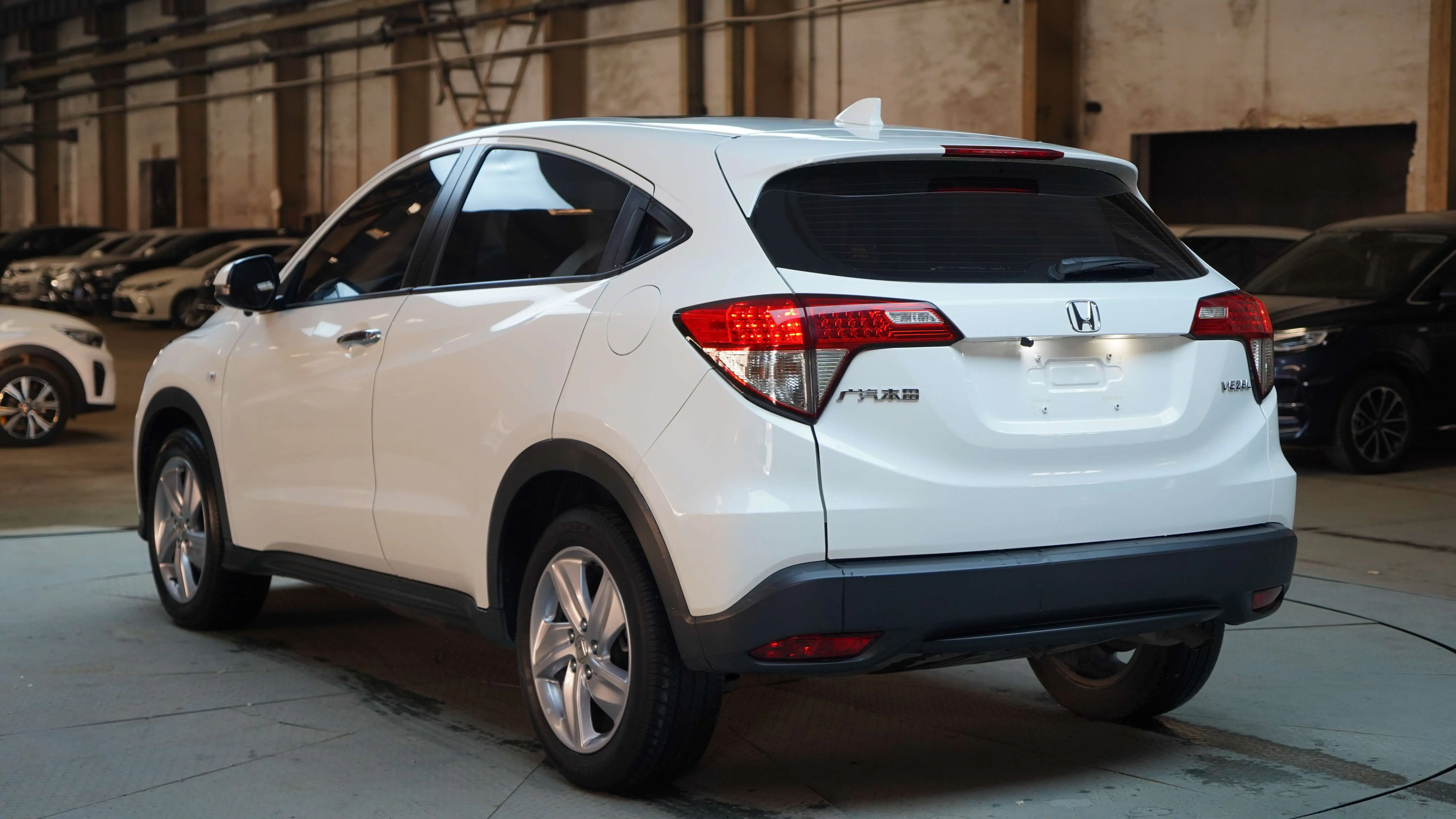 Honda Vezel (Binzhi)  из Китая