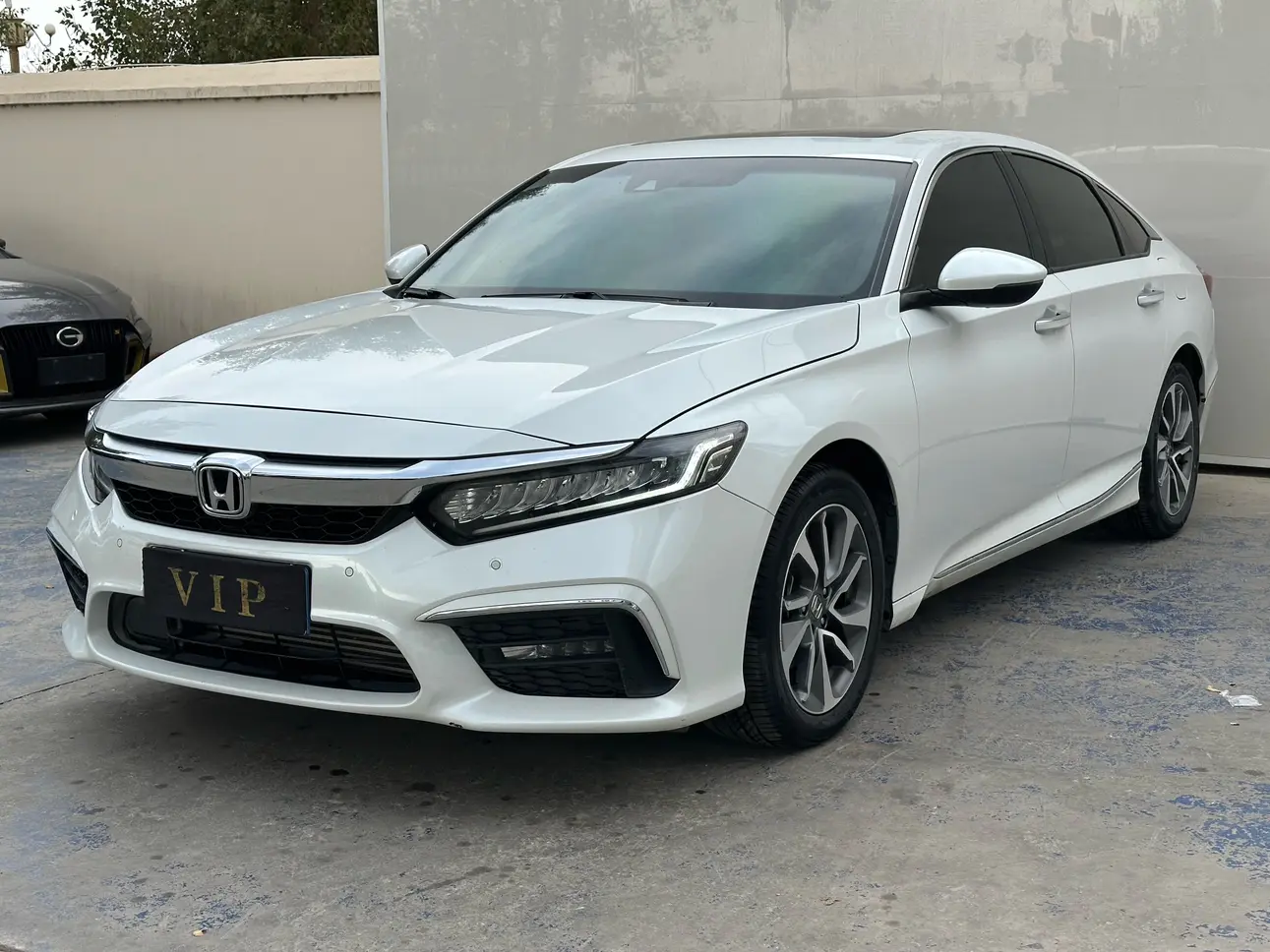 Honda Inspire (Yingshipai)  из Китая