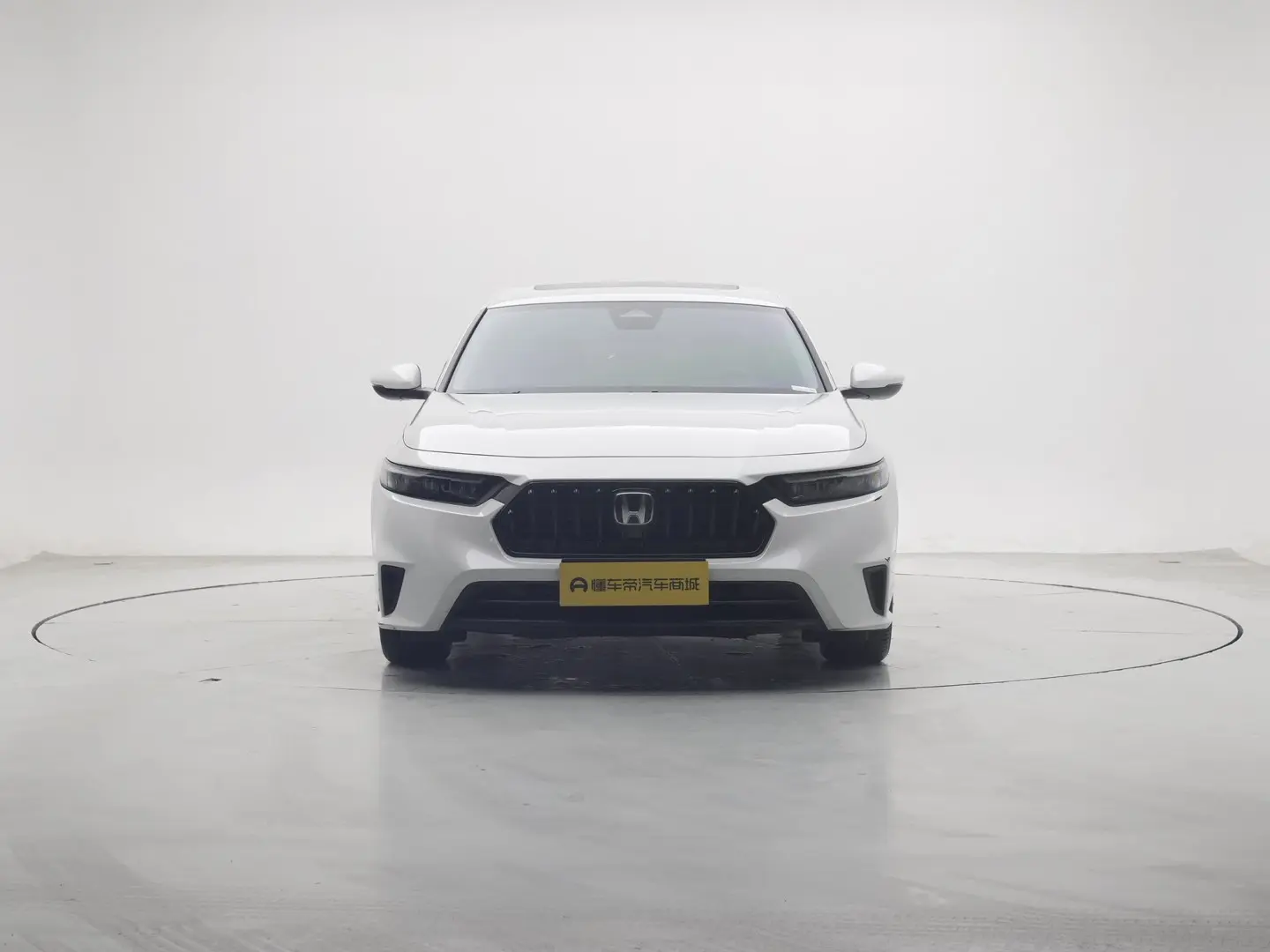 Honda Inspire (Yingshipai)  из Китая