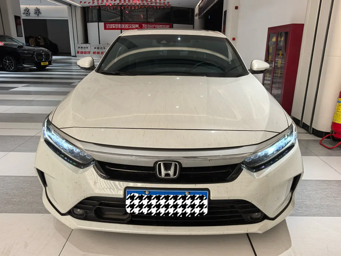 Honda Inspire (Yingshipai)  из Китая