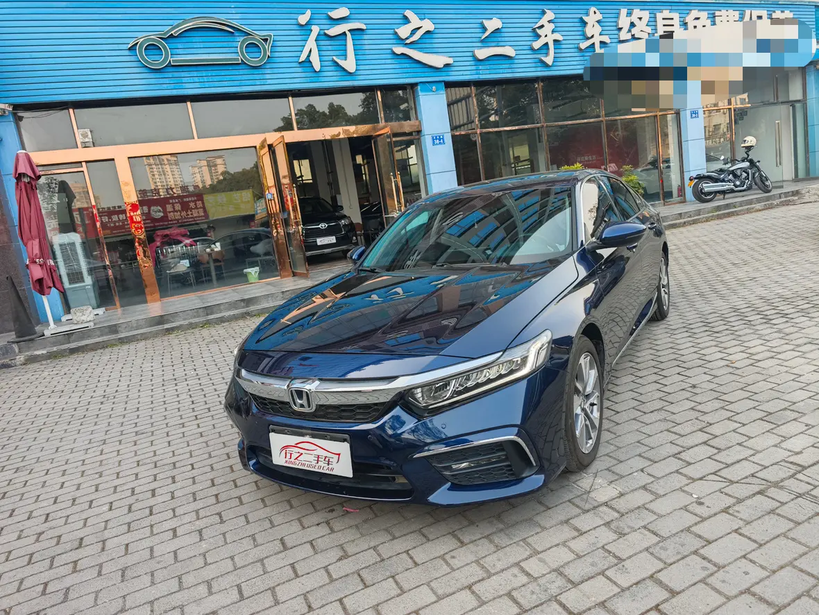 Honda Inspire (Yingshipai)  из Китая