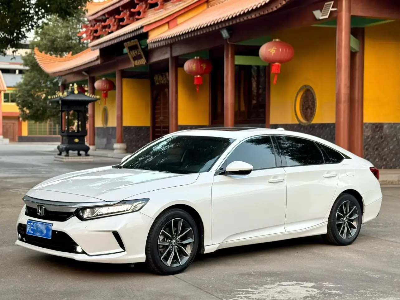 Honda Inspire (Yingshipai)  из Китая