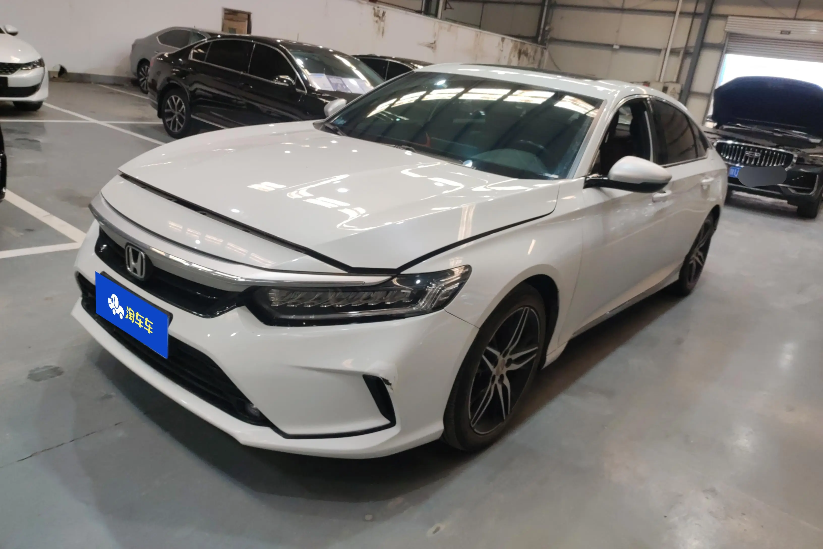 Honda Inspire (Yingshipai)  из Китая