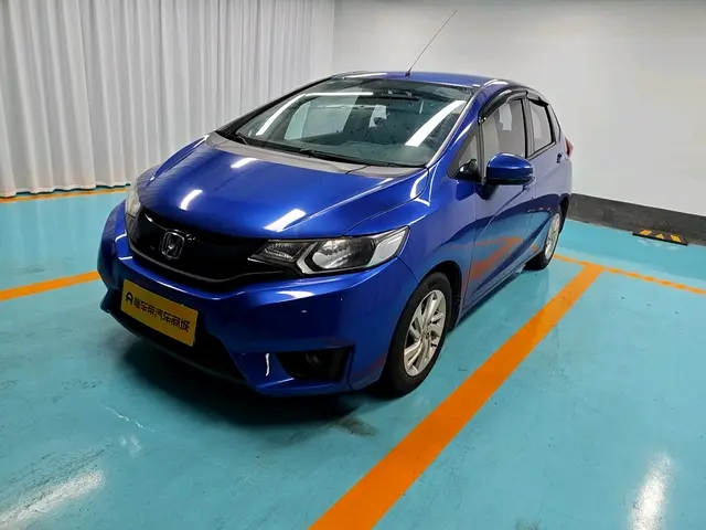 Honda Fit  из Китая