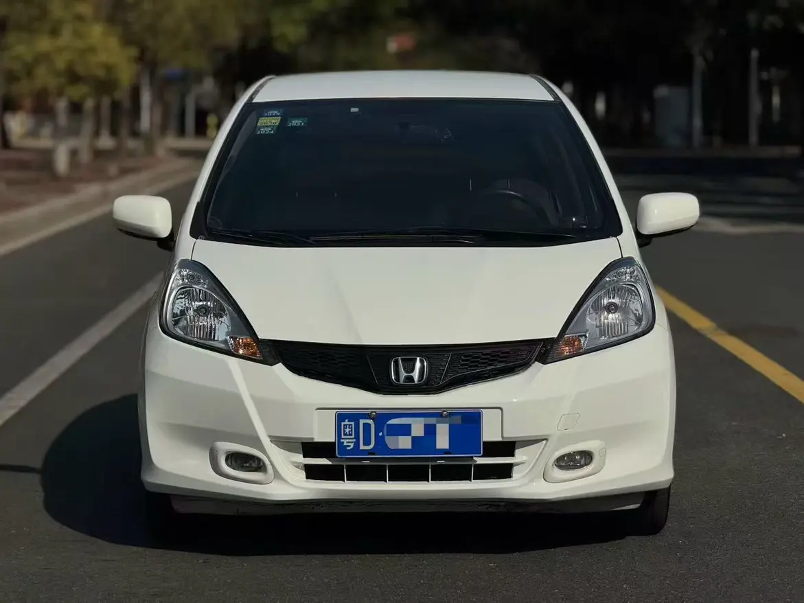 Honda Fit  из Китая