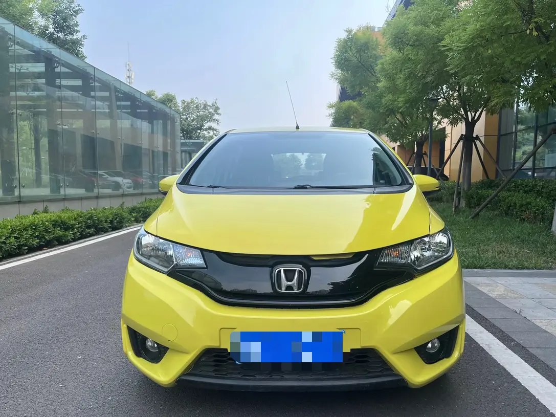 Honda Fit  из Китая