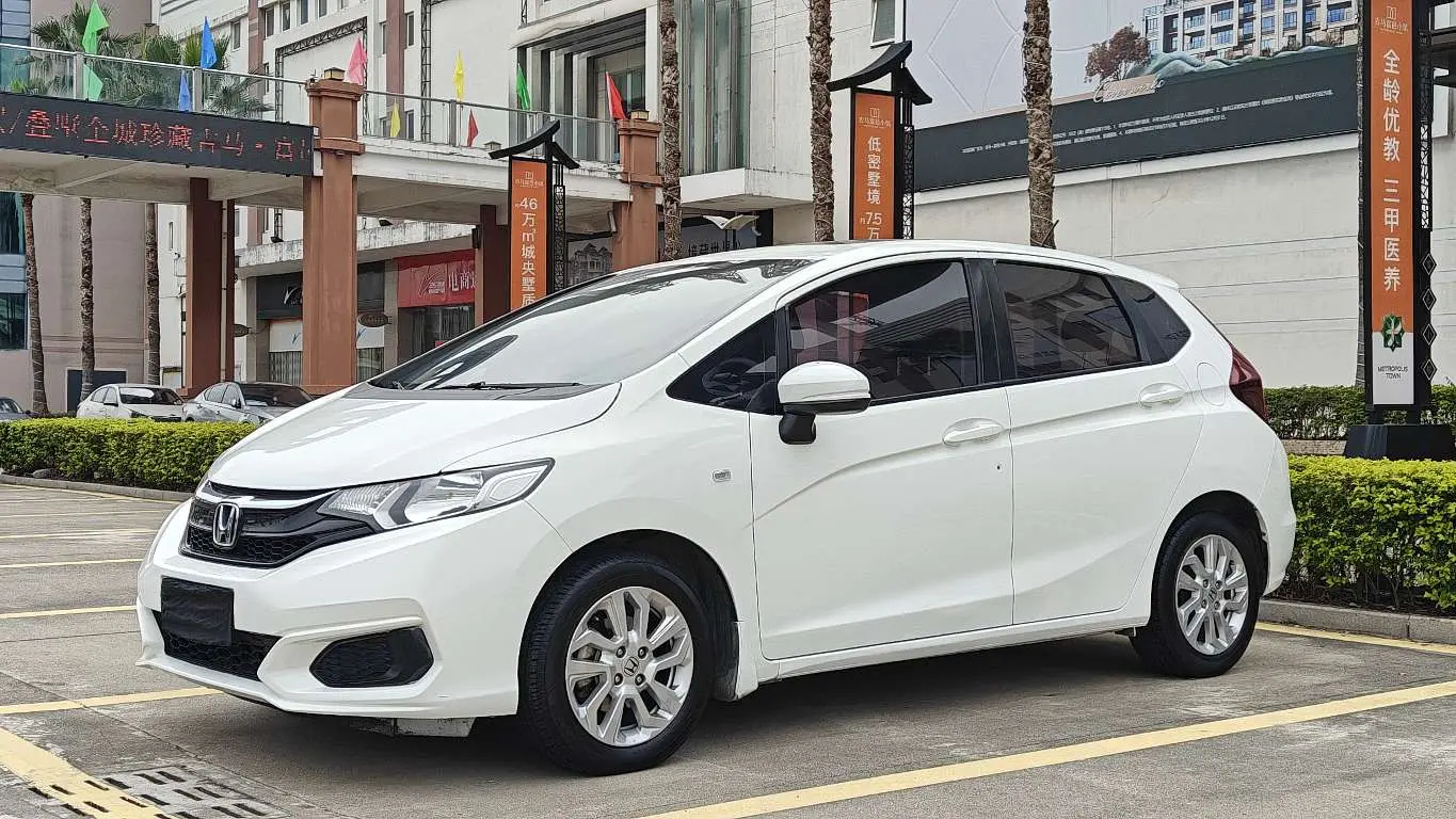 Honda Fit  из Китая